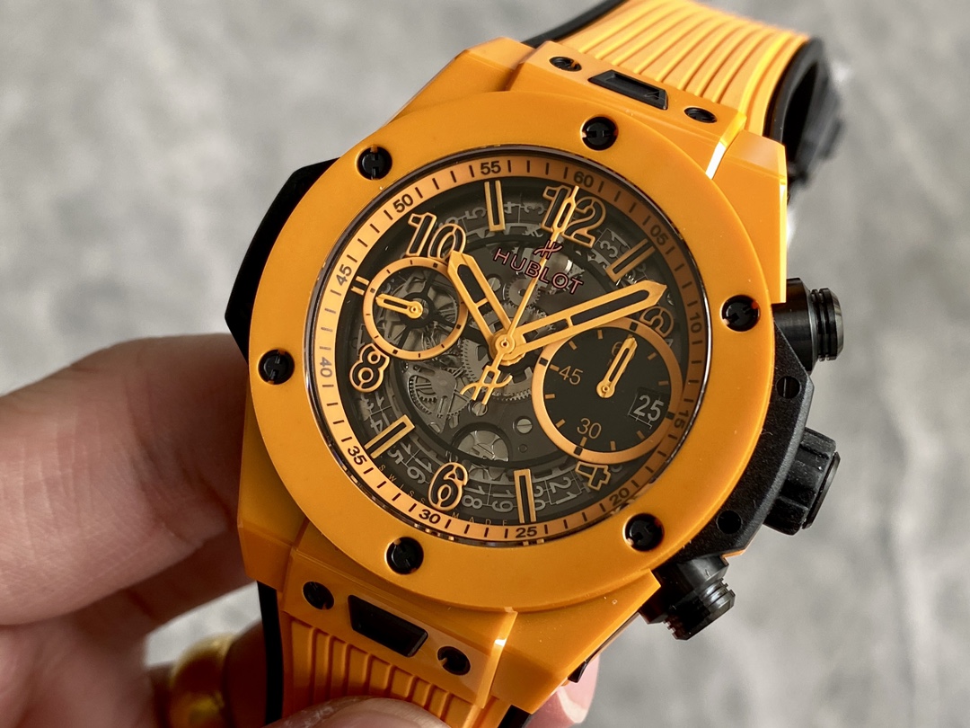 Hublot Big Bang Unico Orange Ceramic 42mm 441.CU.5910.RX-fasswatch