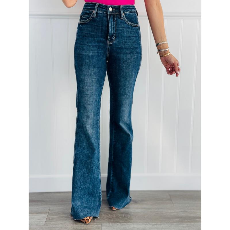 Judy Blue Supernatural Tummy Control Jeans (Reg. and Plus) 1