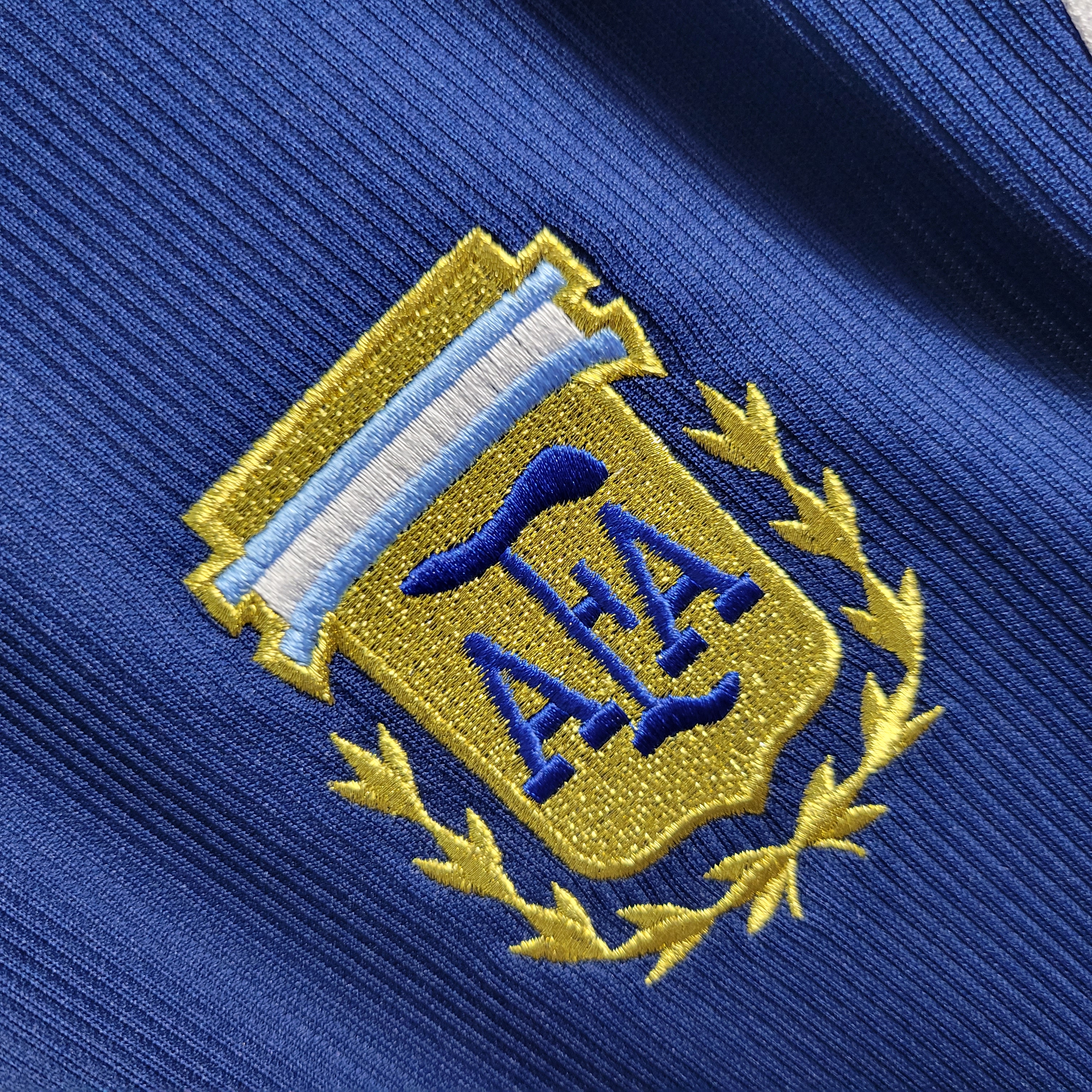 Higojerseys-Retro Argentina 1998 Away Stadium Jersey