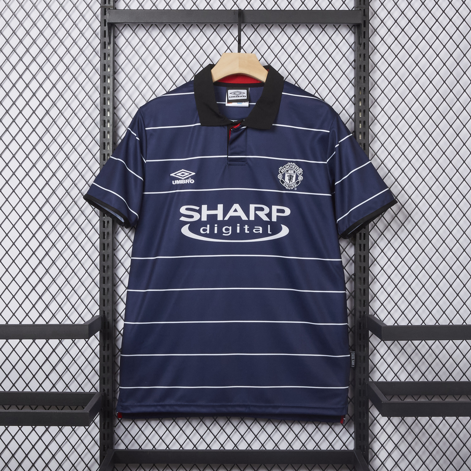 foot-Retro Manchester United 1999-00 Third Jersey