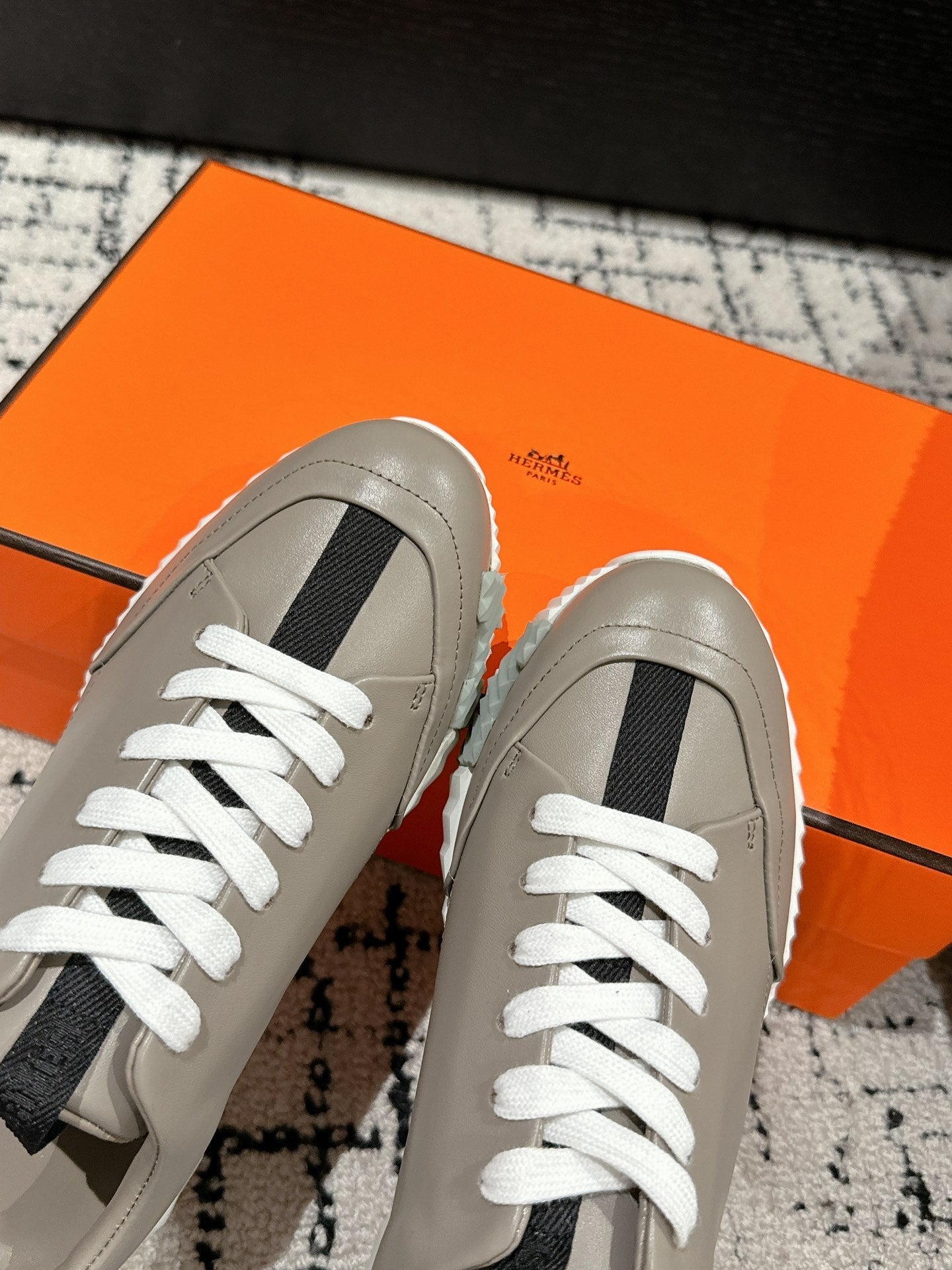 BOUNCING SNEAKER IN KHAKI BEIGE CALFSKIN、mysite、Cacoeks