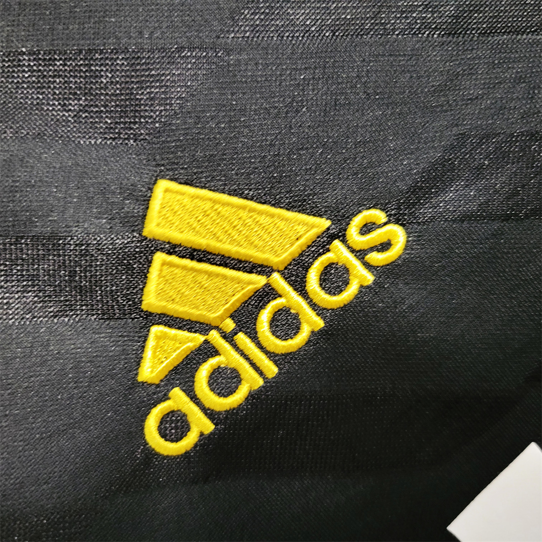 ManixJersey.com | Real Madrid Retro 11-12 Away Jersey -Customize Name, Number and Patch | Worldwide Shipping