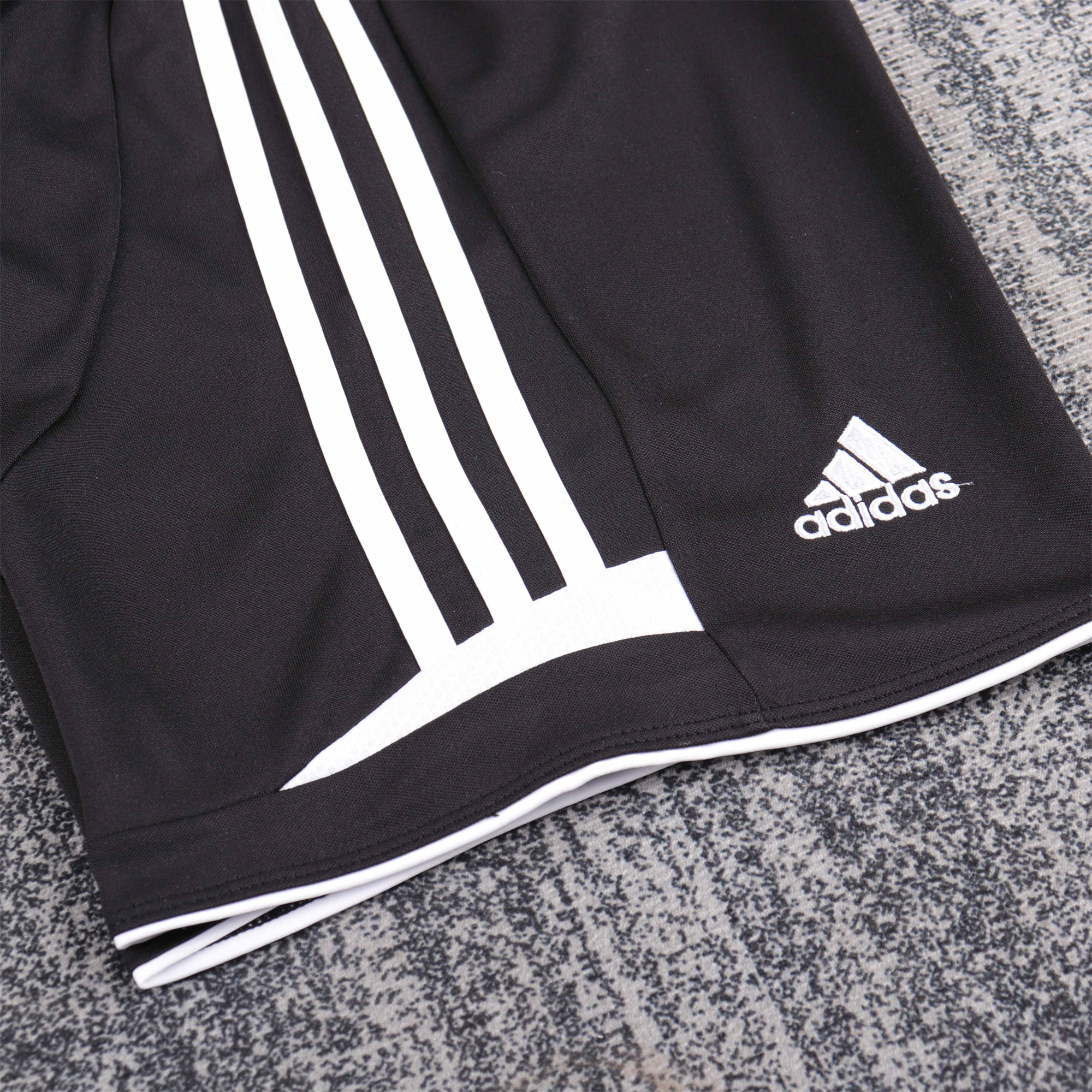 Higojerseys-Retro Real Madrid 2006-07 Third Kids Kit