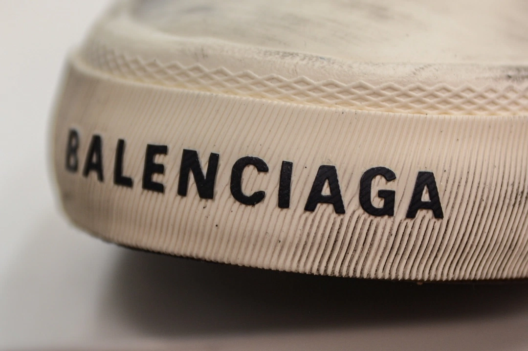 Balenciaga Paris Mule in Blue Destroyed Denim Rubber、mysite、Cacoeks