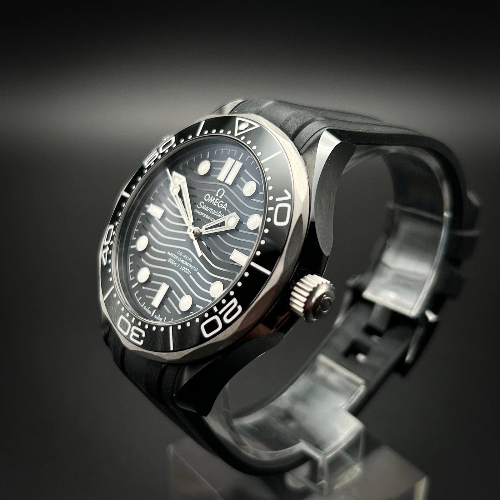 Omega Seamaster Ref. 210.92.44.20.01.001 Super Clone Watch – Black Dial Black Ceramic Case Fake Replica