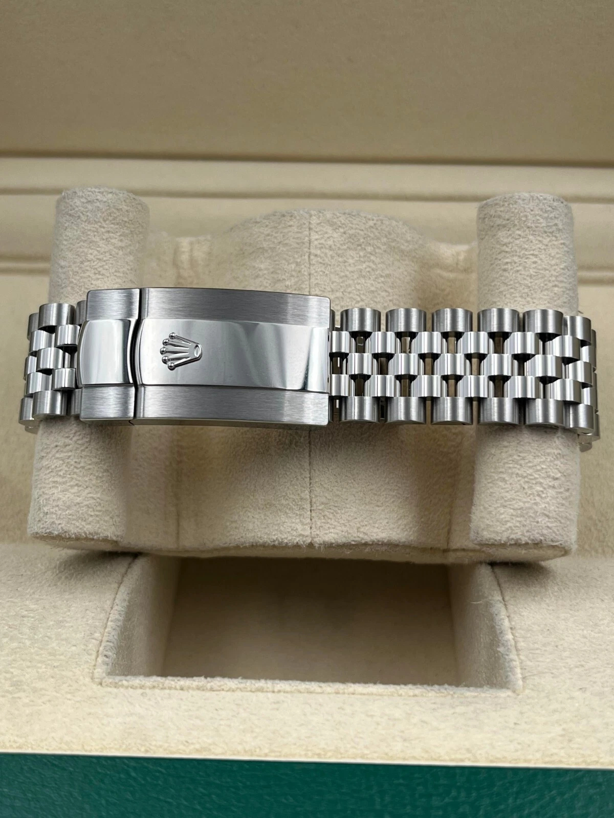 Rolex Datejust 41mm Super Clone Swiss Watch Two Tone Jubilee Bracelet Black Dial Ref M126334-3235 Swiss Movement