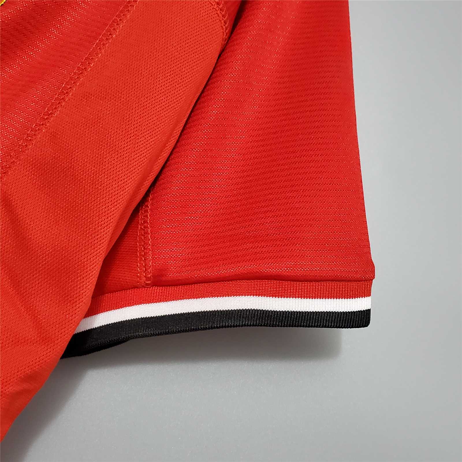 Higojerseys-Retro Manchester United 00-02 Home Jersey