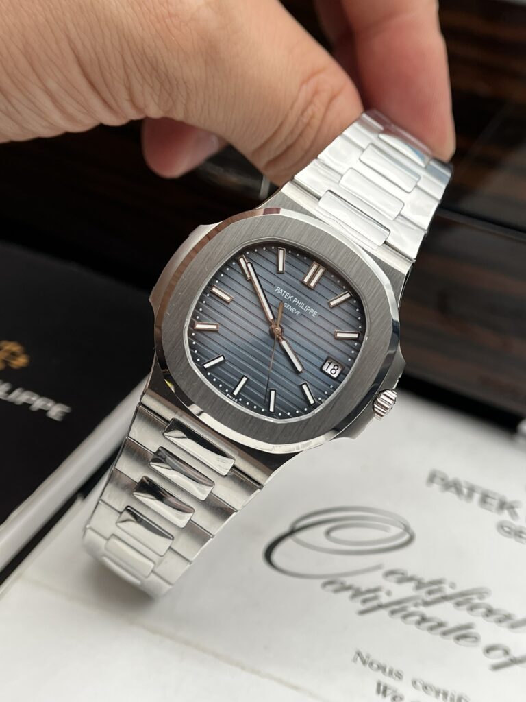 Đồng Hồ Patek Philippe Nautilus 5811 Replica 11 Nhà Máy 3K 41mm (1)