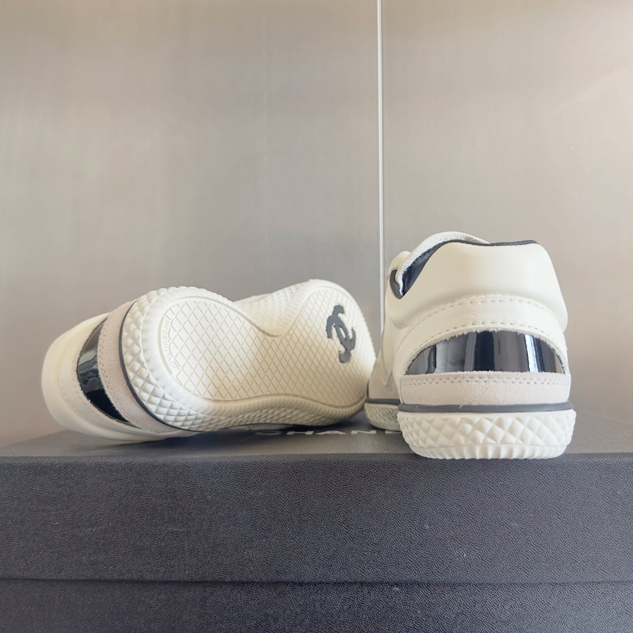 CHANEL 25S SNEAKERS WITH PATENT TOE 20MM IN WHITE CALFSKIN、mysite、Cacoeks