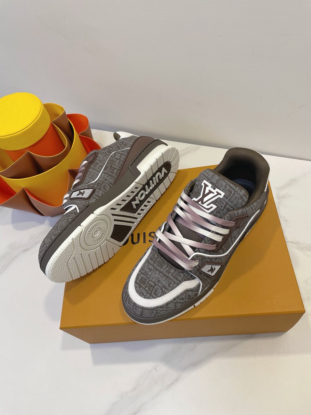 TRAINER SNEAKER IN WOOD BROWN MONOGRAM DENIM FABRIC、mysite、Cacoeks