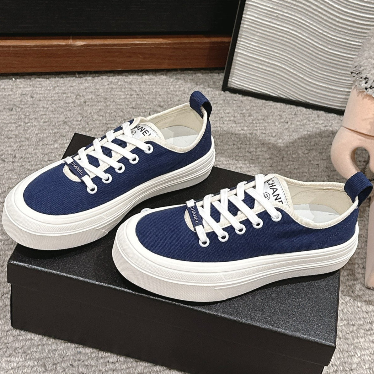 LACE-UP SNEAKERS IN NAVY BLUE CANVAS、mysite、Cacoeks