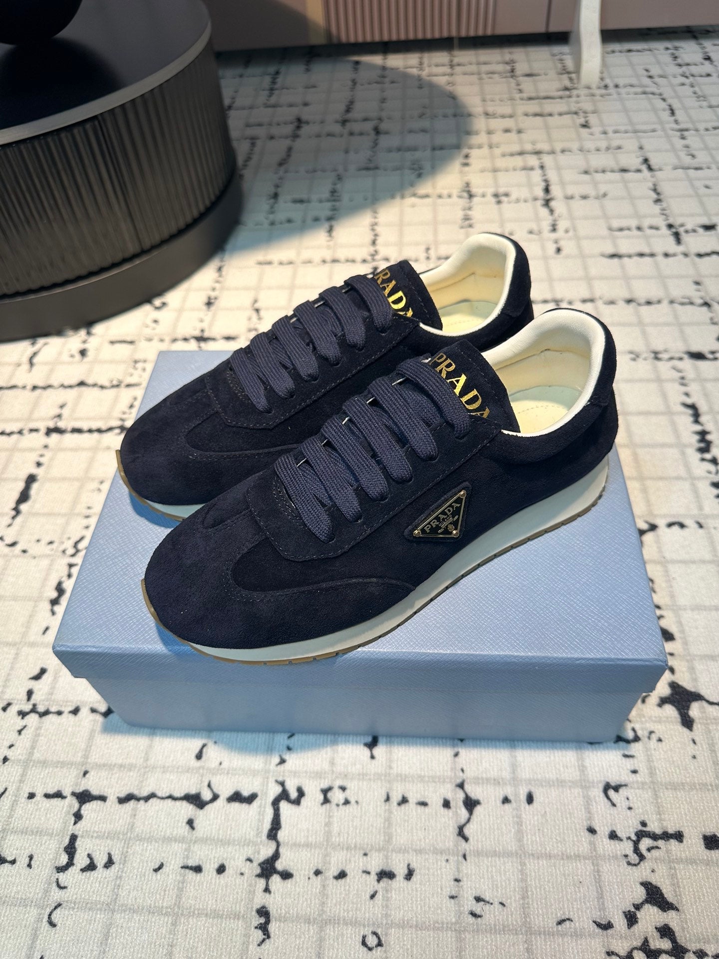 PRA TRIANGLE LOGO SNEAKERS DARK BLUE SUEDE、mysite、Cacoeks