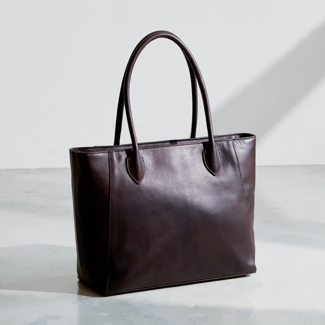 Antique Career Tote Antique Dark Brown Image