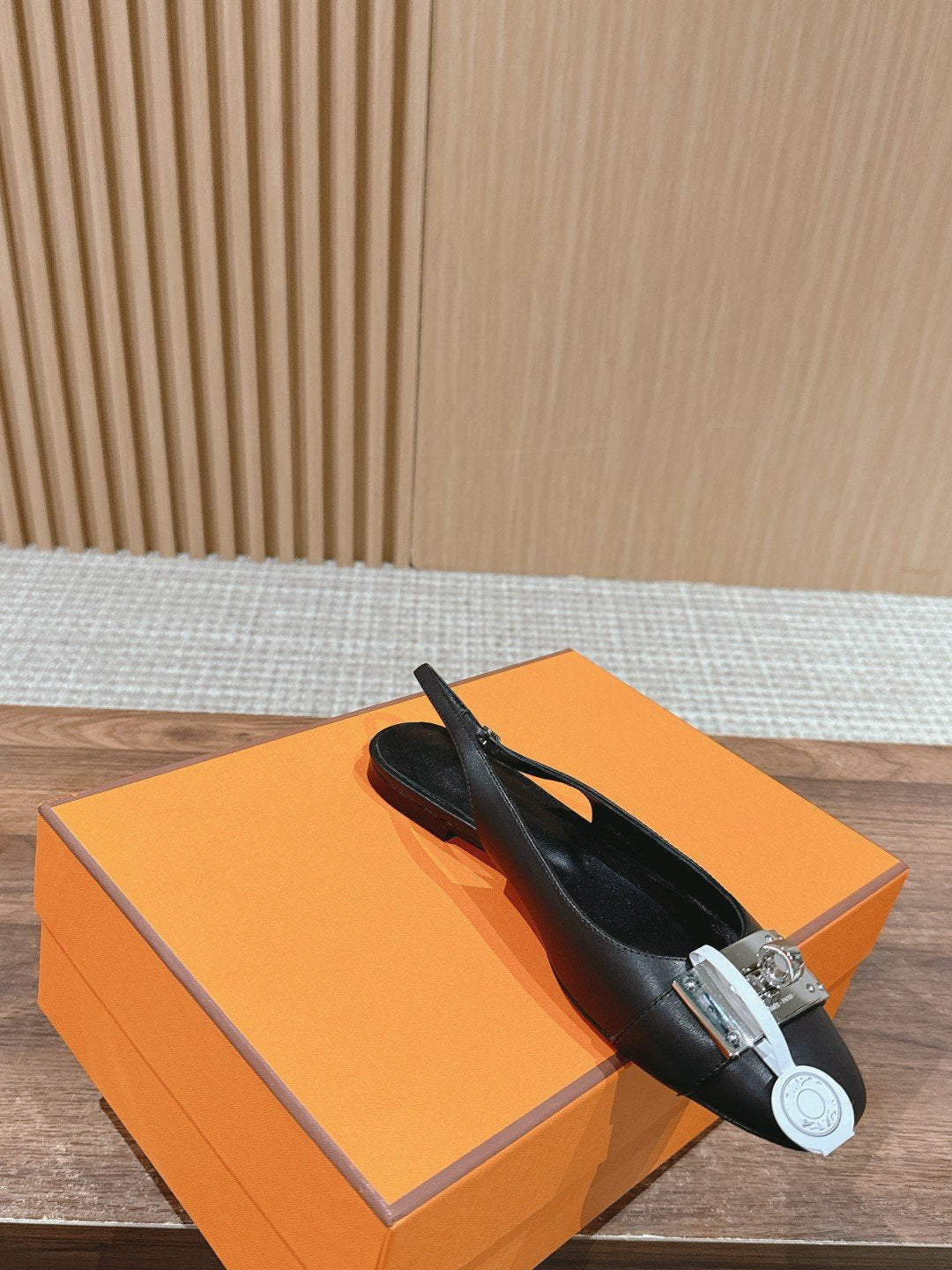 Innocente Slingback Suede Goatskin Black、mysite、Cacoeks