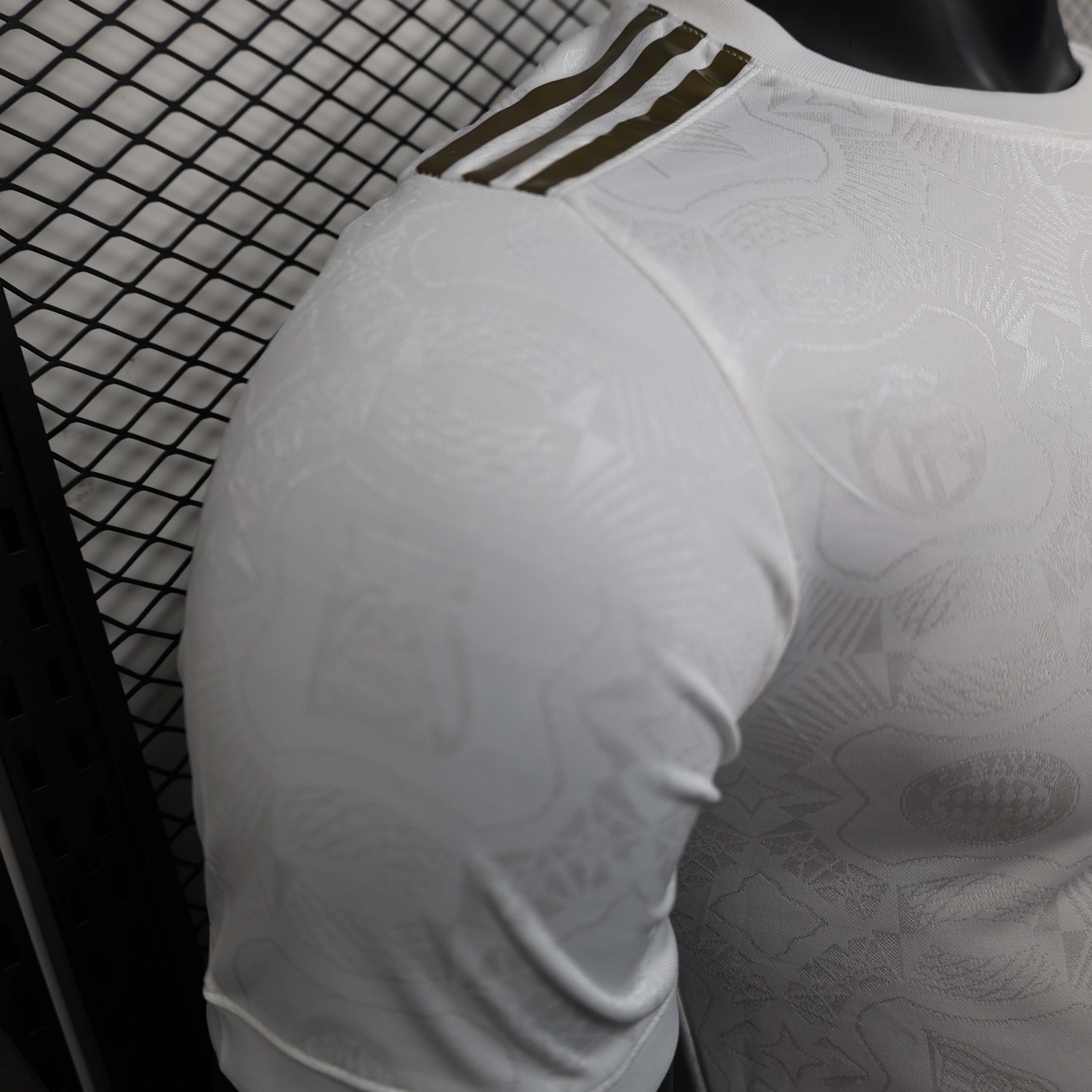 2025/2026 Player Version Bayern Munich 125th Anniversary Special Edition White Football Shirt 1:1 Thai Quality:football jersey mysite: unitedjerseyfootball 邓江浪:football