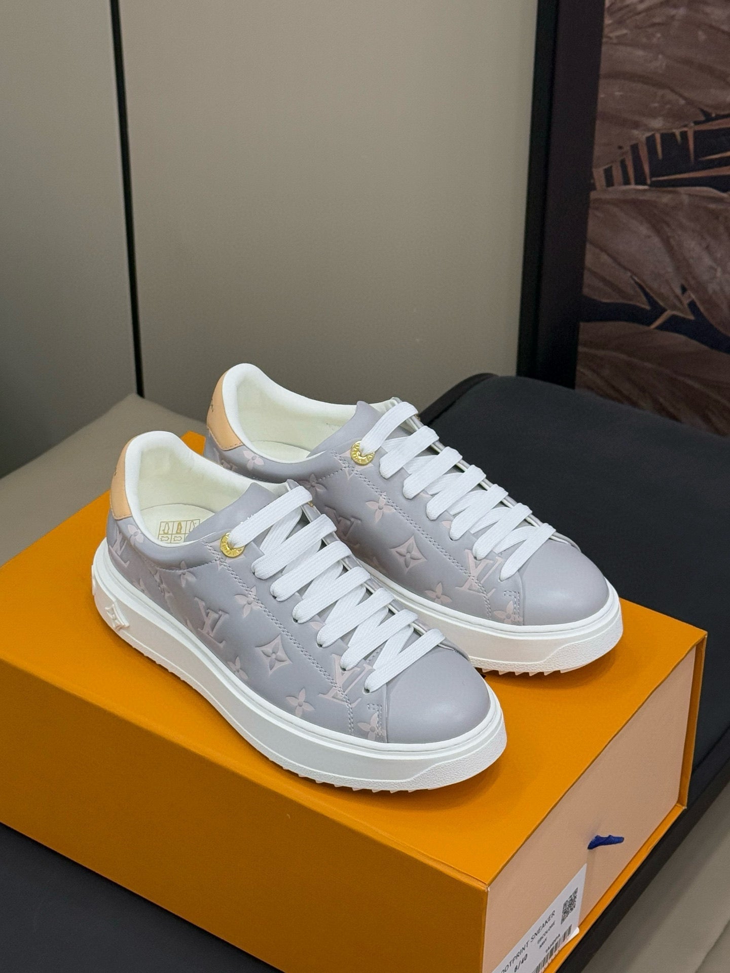 TIME OUT SNEAKER IN COOL GRAY EMBOSSED MONOGRAM CALFSKIN、mysite、Cacoeks