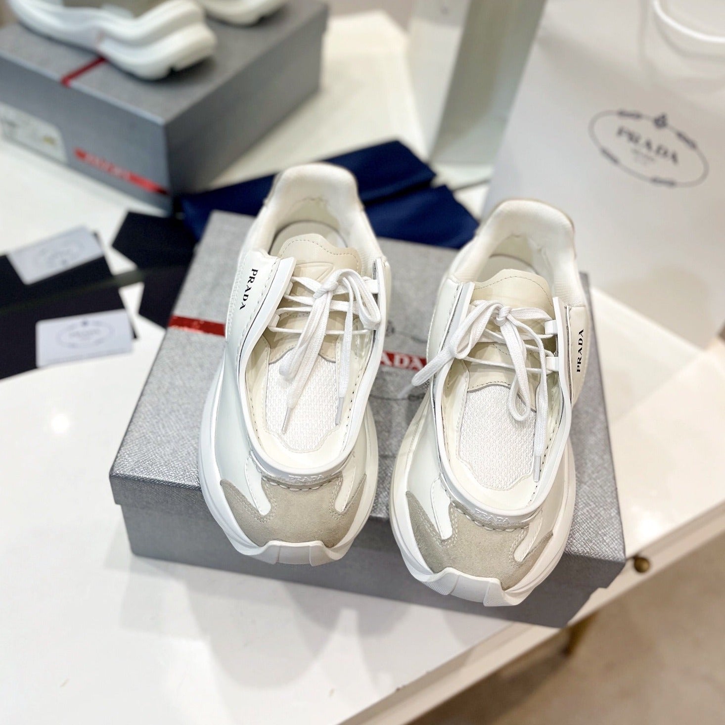 PRA SYSTEME BRUSHED SNEAKERS WHITE CALFSKIN、mysite、Cacoeks