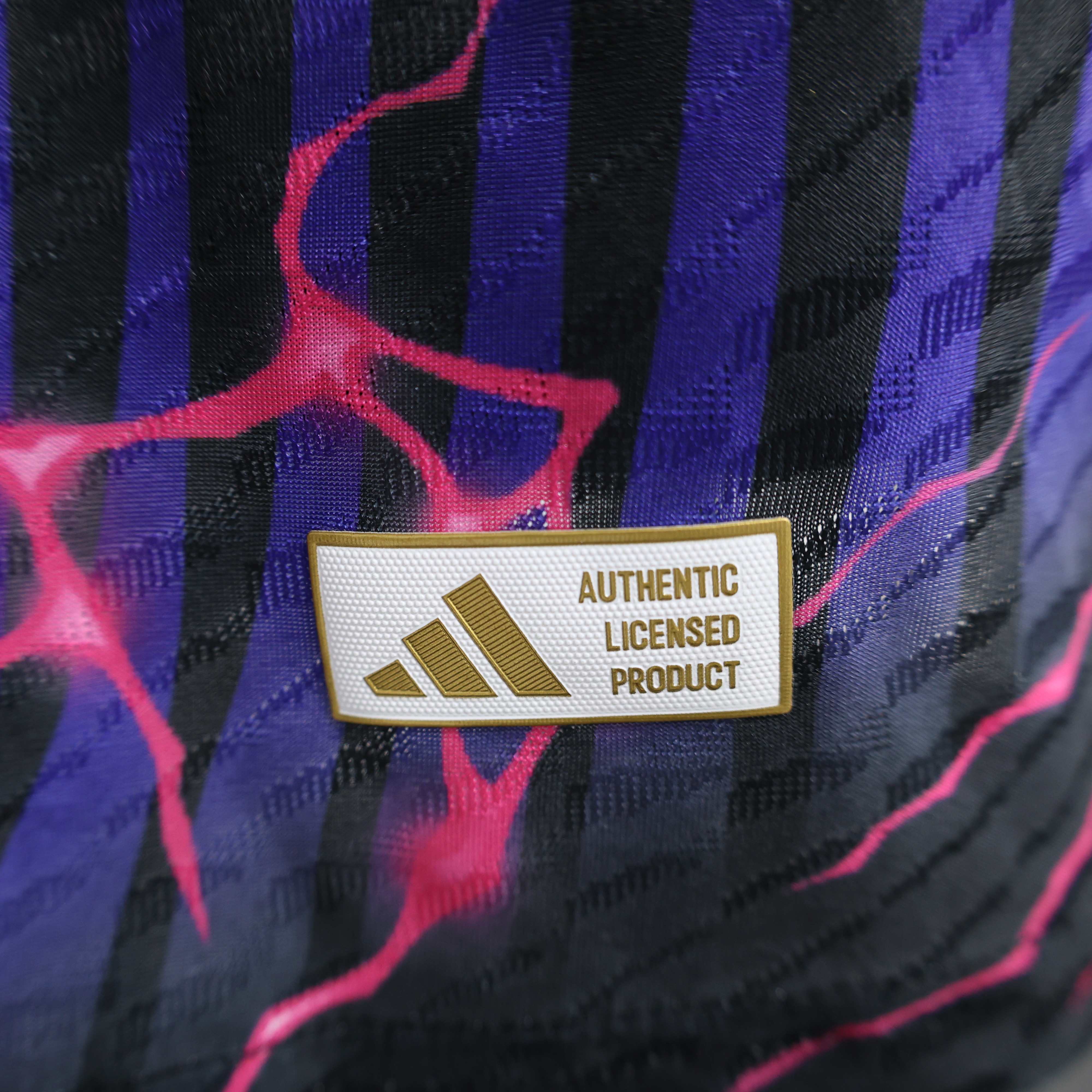 ManixJersey.com | Real Madrid 24-25 Leopard Special Edition Black Jersey - Player Version -Customize Name, Number and Patch | Worldwide Shipping