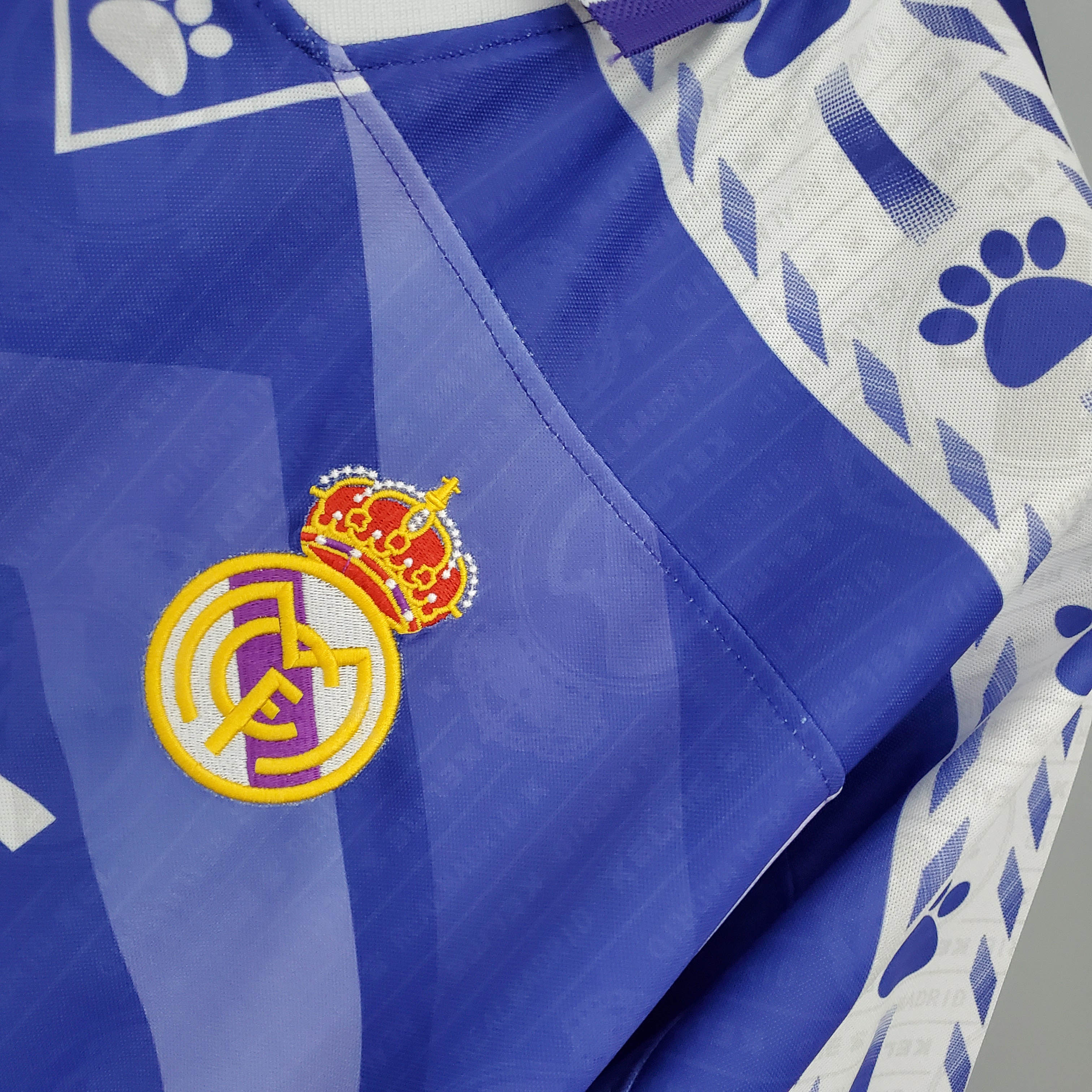 1996/1997 Retro Real Madrid Away Soccer Jersey 1:1 Thai Quality:football jersey mysite: unitedjerseyfootball 邓江浪:football