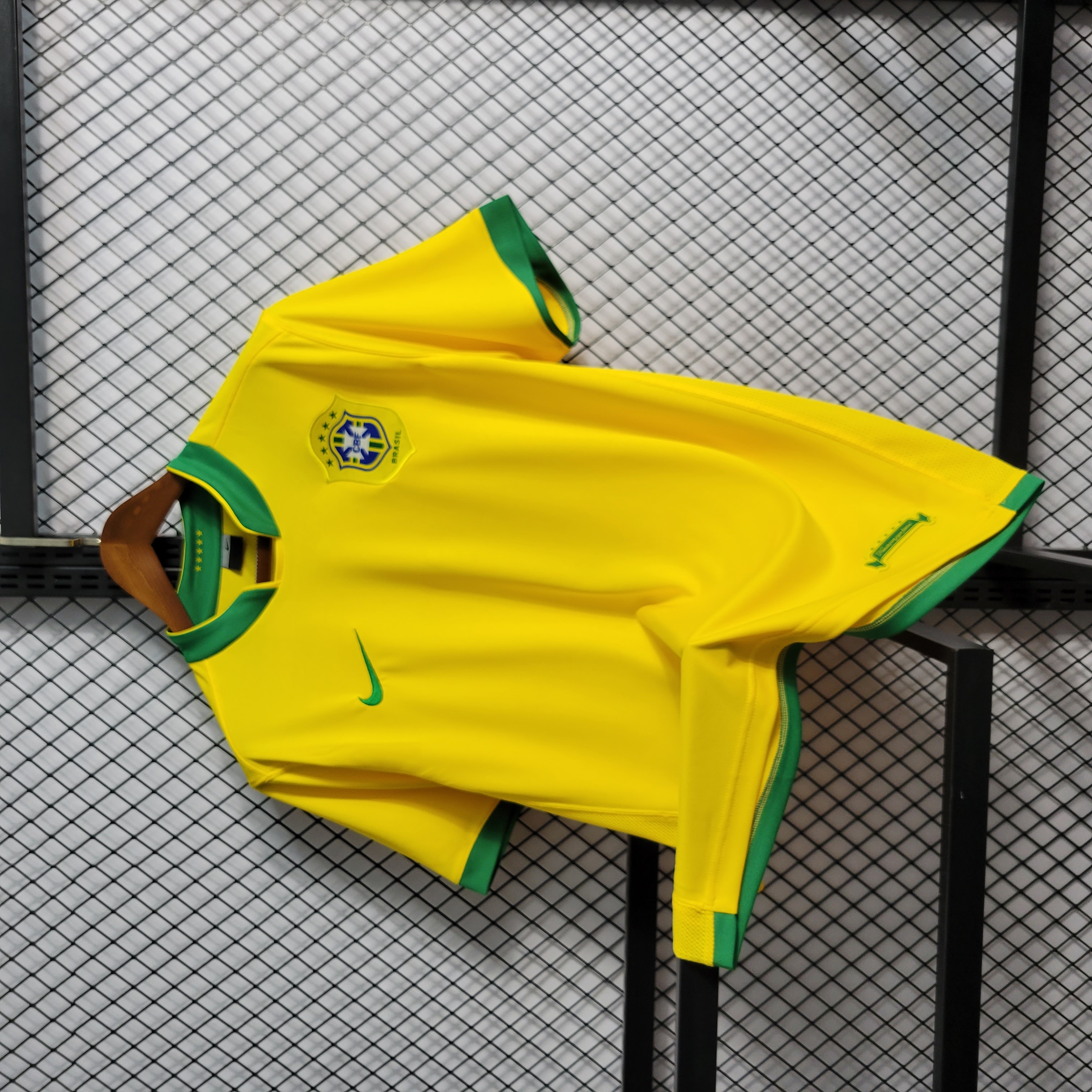 Higojerseys-Retro Brazil 2006 Home Stadium Jersey