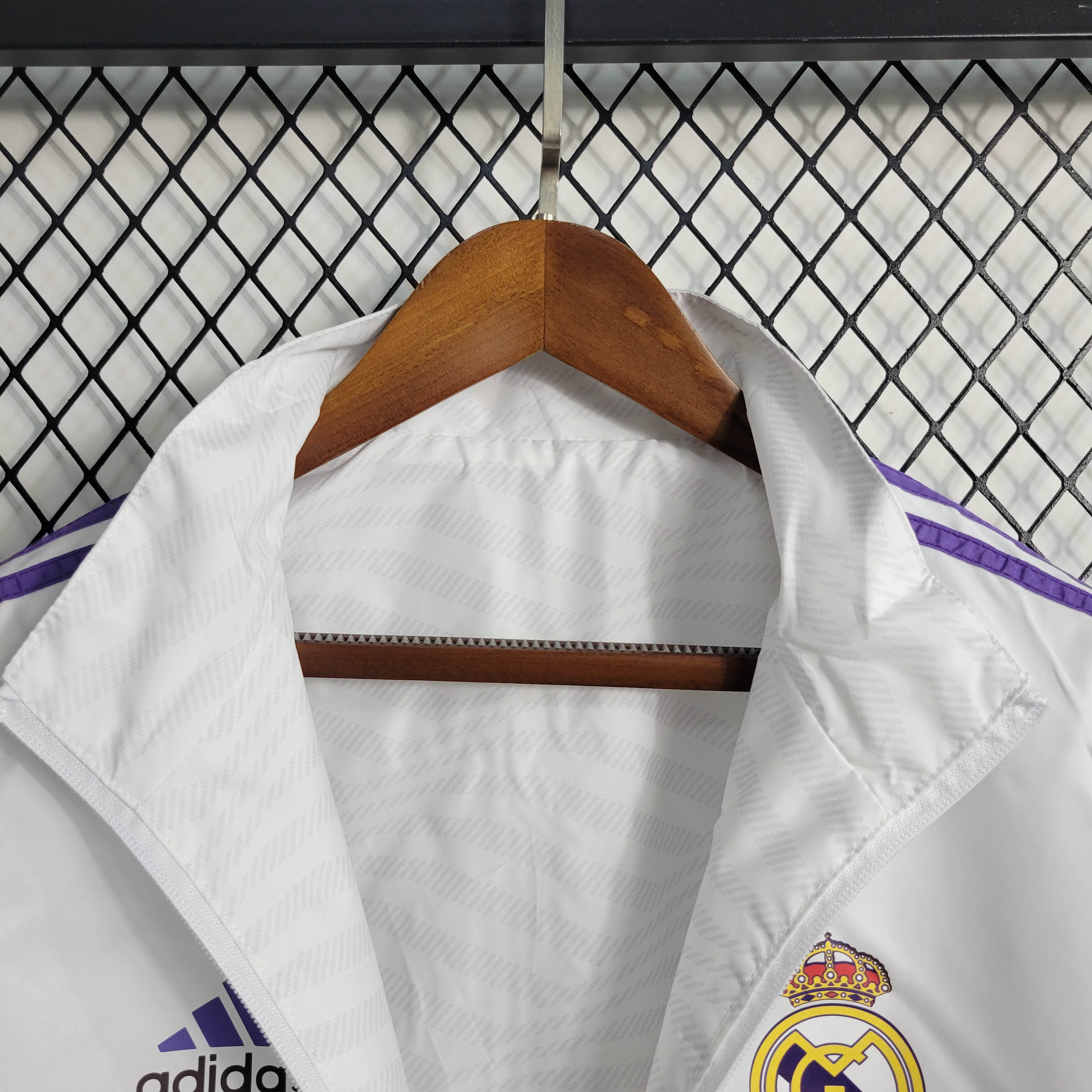 2023/2024 Real Madrid Reversible Windbreaker White:football jersey mysite: unitedjerseyfootball 邓江浪:football