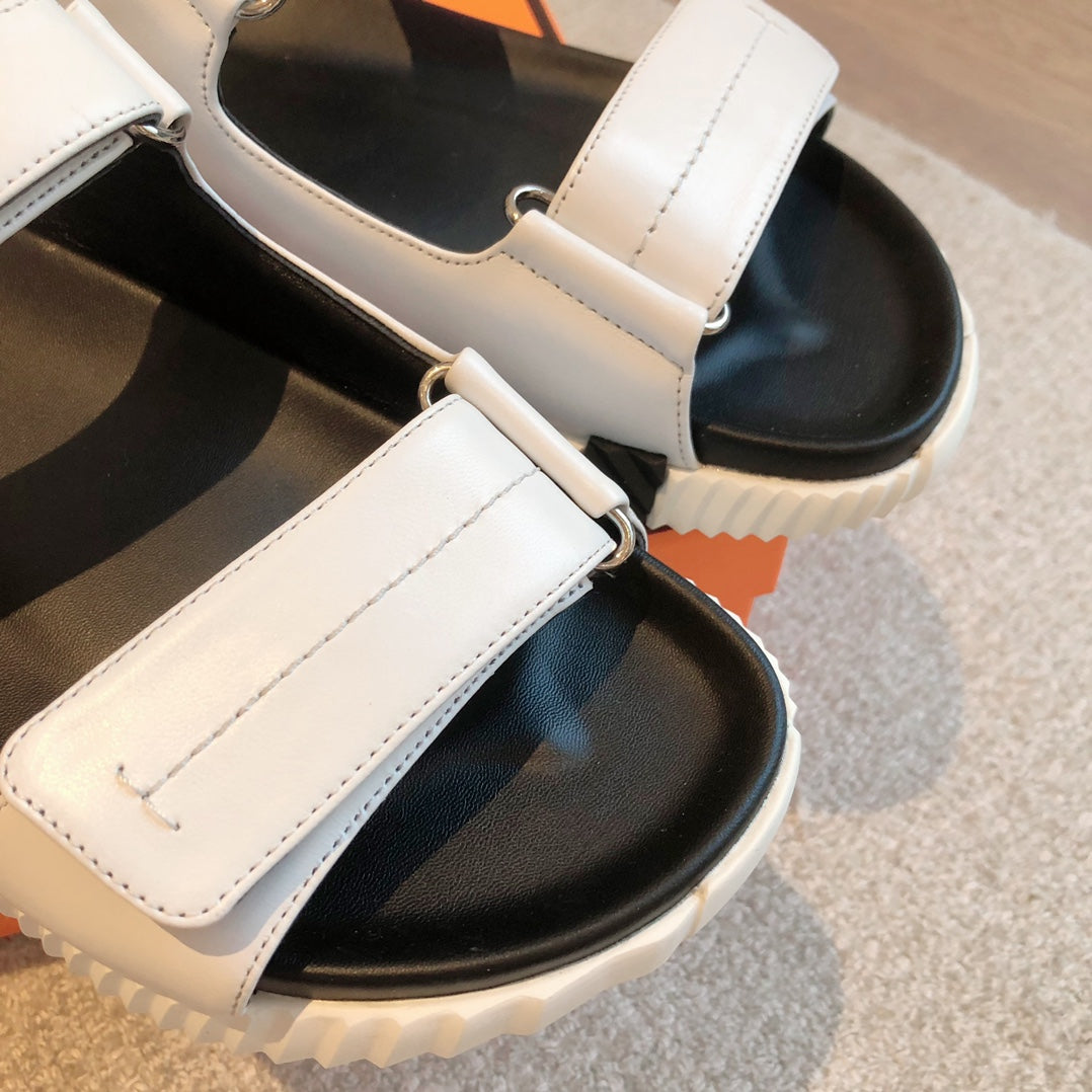 DAD SANDALS IN WHITE CALFSKIN AND RUBBER、mysite、Cacoeks