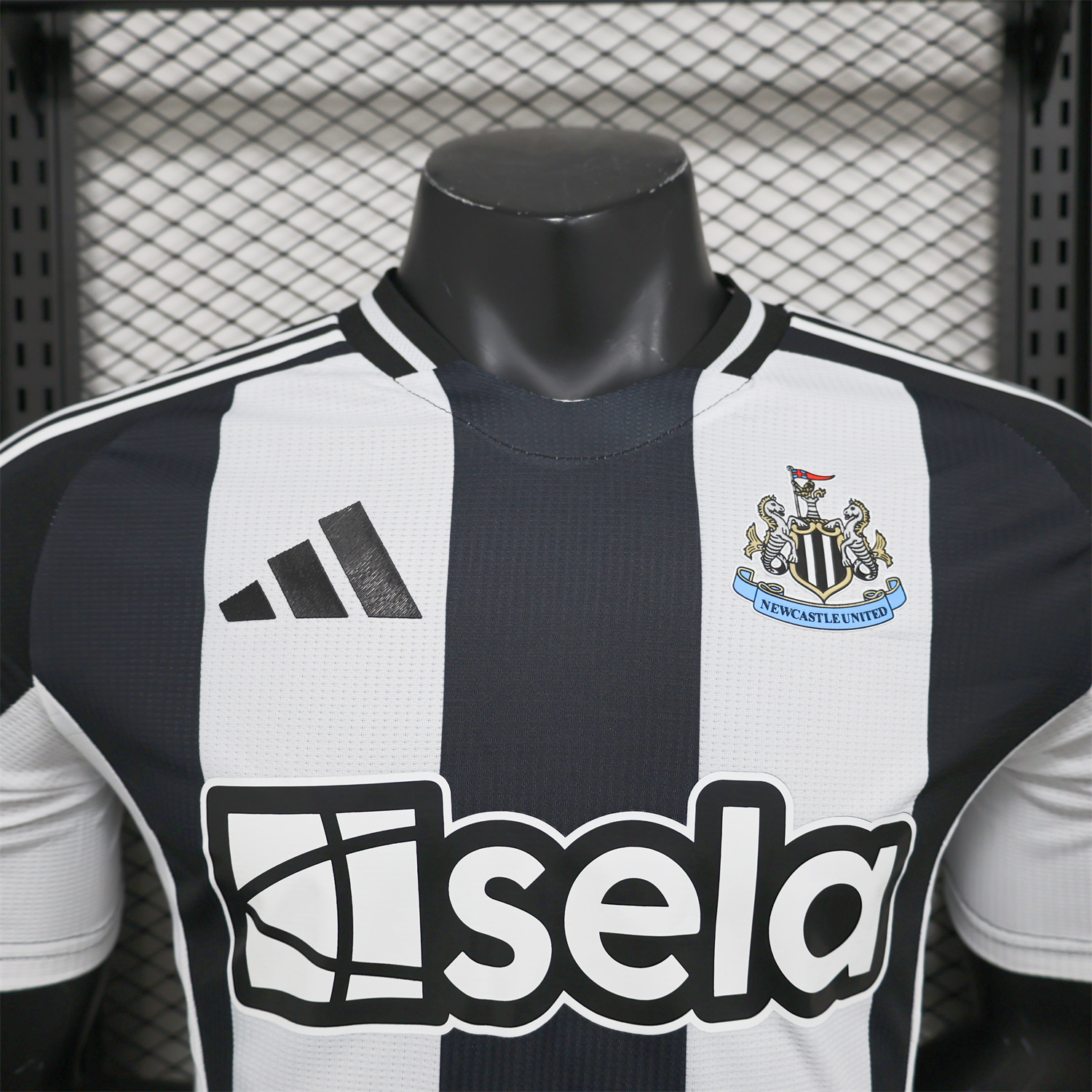 foot-Newcastle United 2025 CARABAO CUP FINAL Home Jersey - Player Version