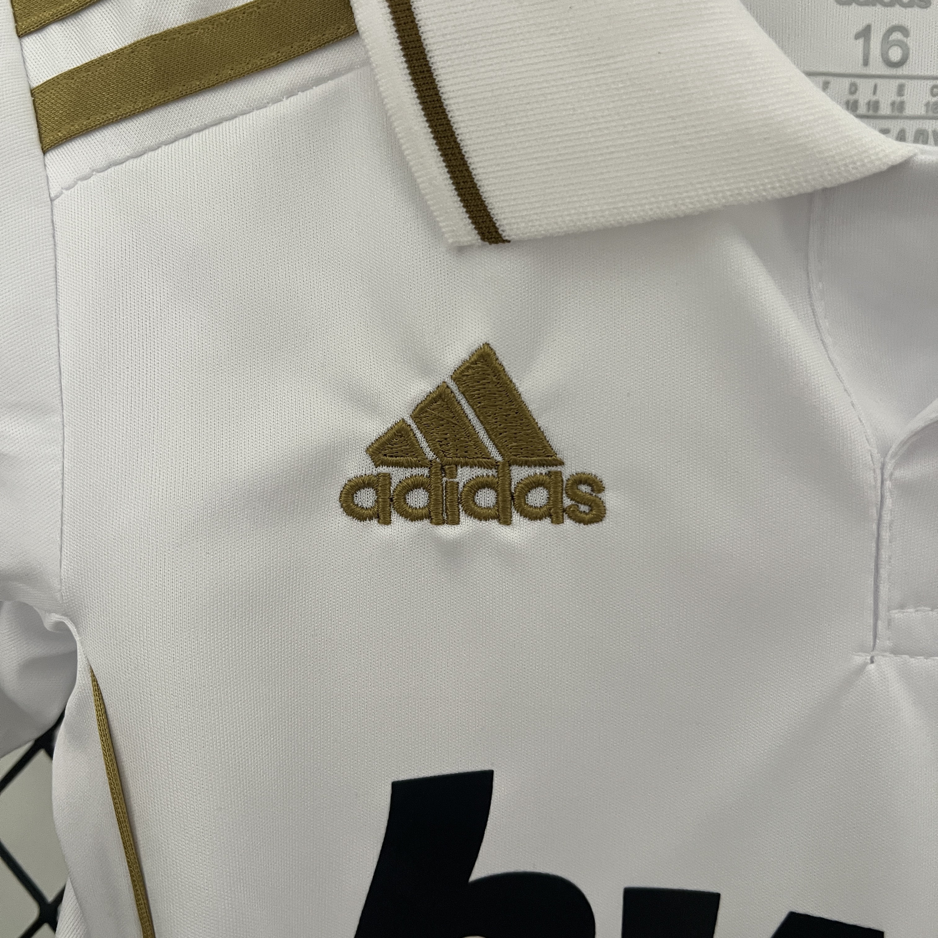 JerseysGala.com | Retro Real Madrid 11-12 Home Stadium Kids Kit -Customize Name, Number and Patch | Worldwide Shipping