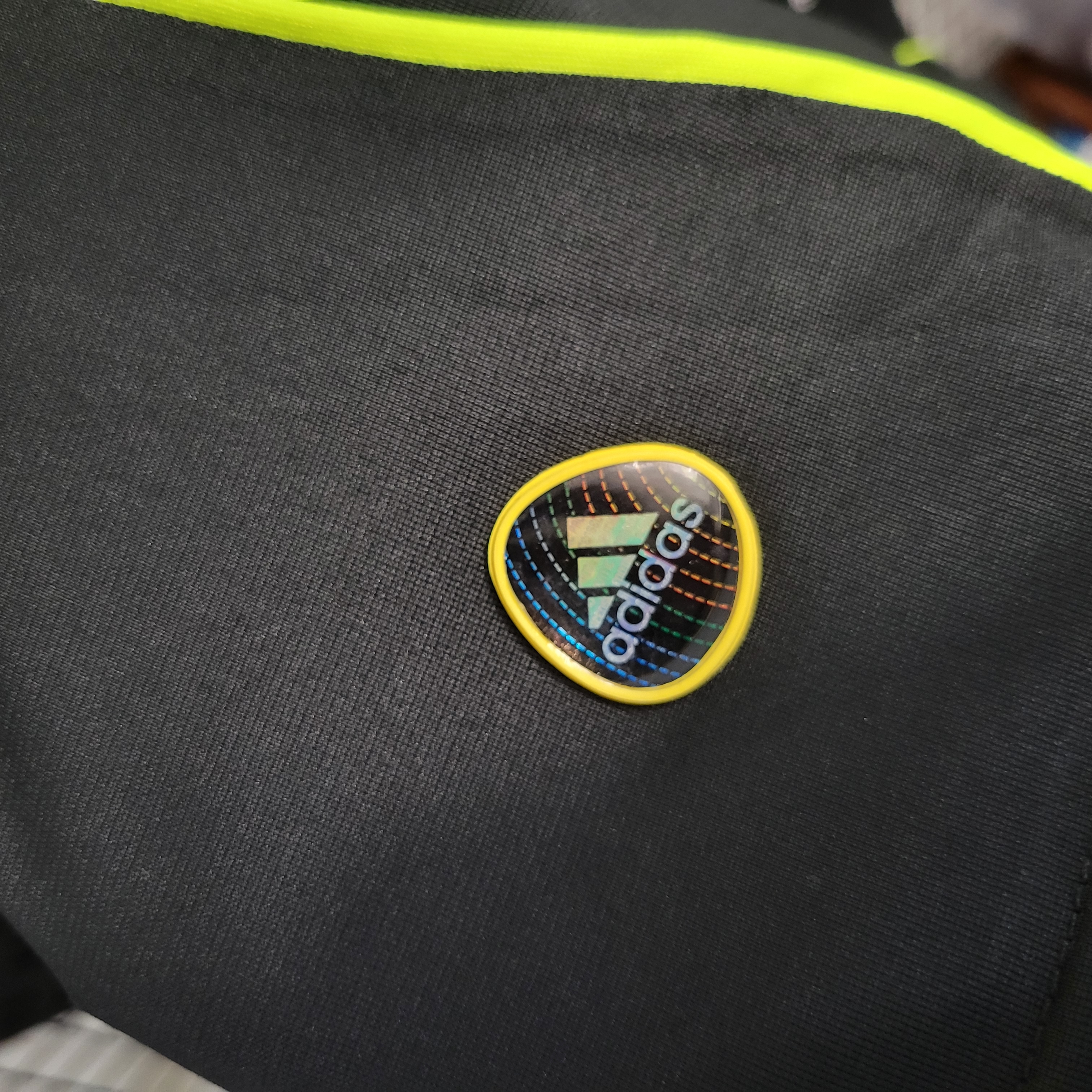 ManixJersey.com | Retro Real Madrid 10-11 Away Stadium Long Sleeve Jersey -Customize Name, Number and Patch | Worldwide Shipping