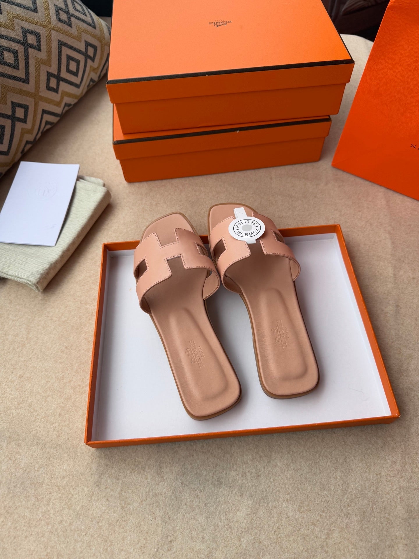 0RAN SANDALS IN PEACH PINK CALFSKIN、mysite、Cacoeks
