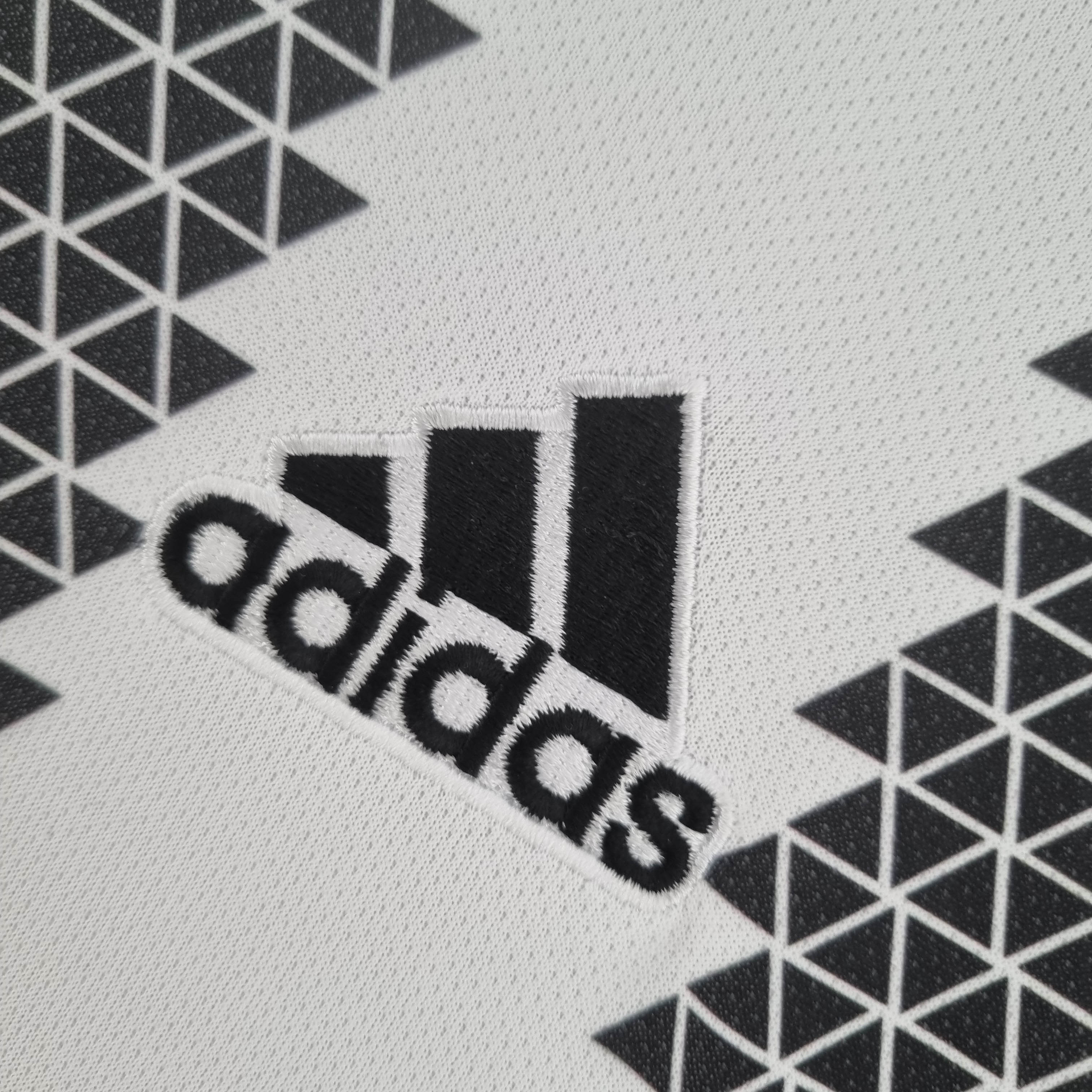 2022/2023 Juventus Home Soccer Jersey 1:1 Thai Quality:football jersey mysite: unitedjerseyfootball 邓江浪:football