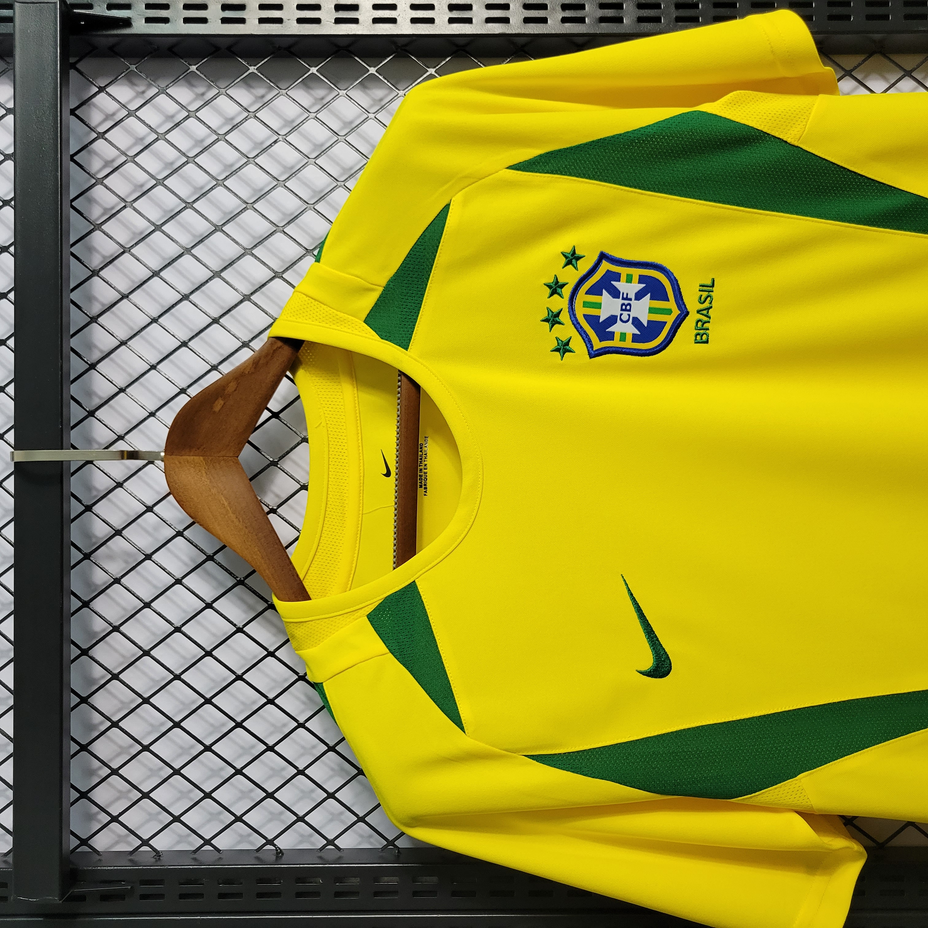 ManixJersey.com | Retro Brazil 2002 Home Stadium Jersey -Customize Name, Number and Patch | Worldwide Shipping