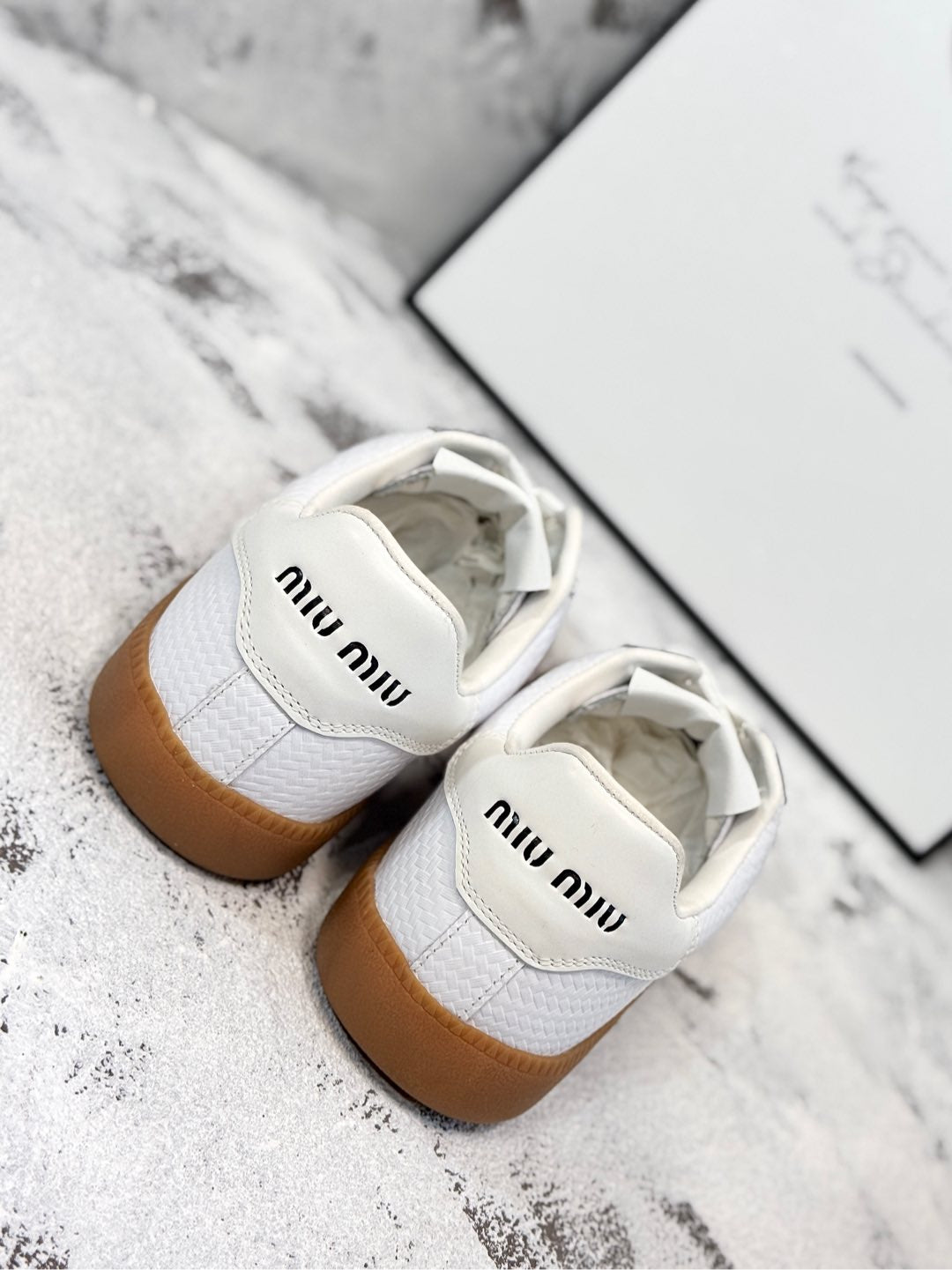 RETRO SNEAKERS IN WHITE LAMBSKIN WITH KNITTED PATTERN、mysite、Cacoeks