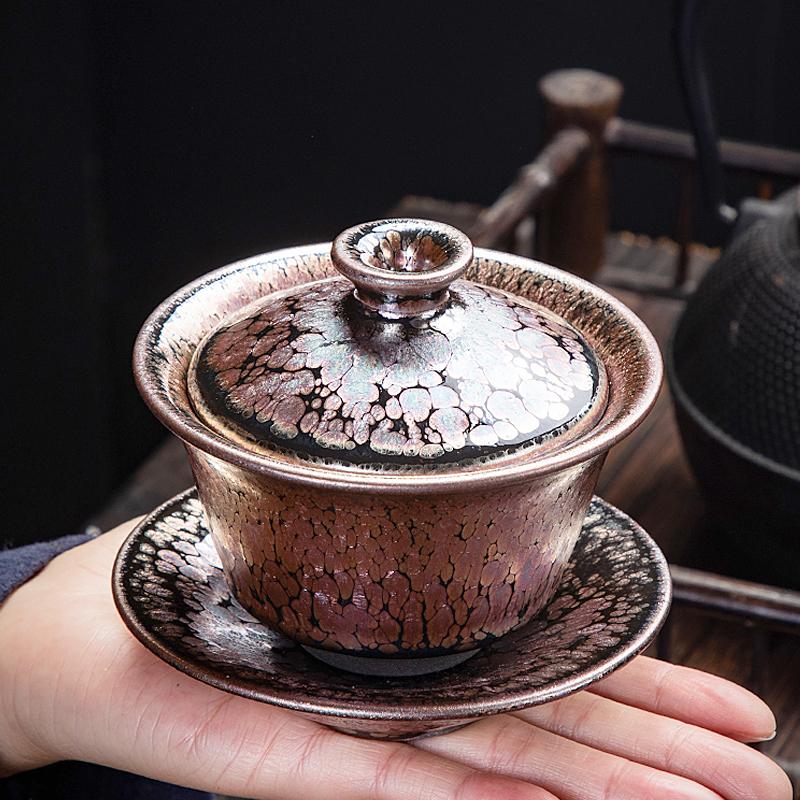 GEEK BAR-https://www.hot-toy.com/