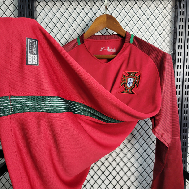 ManixJersey.com | Retro Portugal 16-17 Home Stadium Long Sleeve Jersey -Customize Name, Number and Patch | Worldwide Shipping