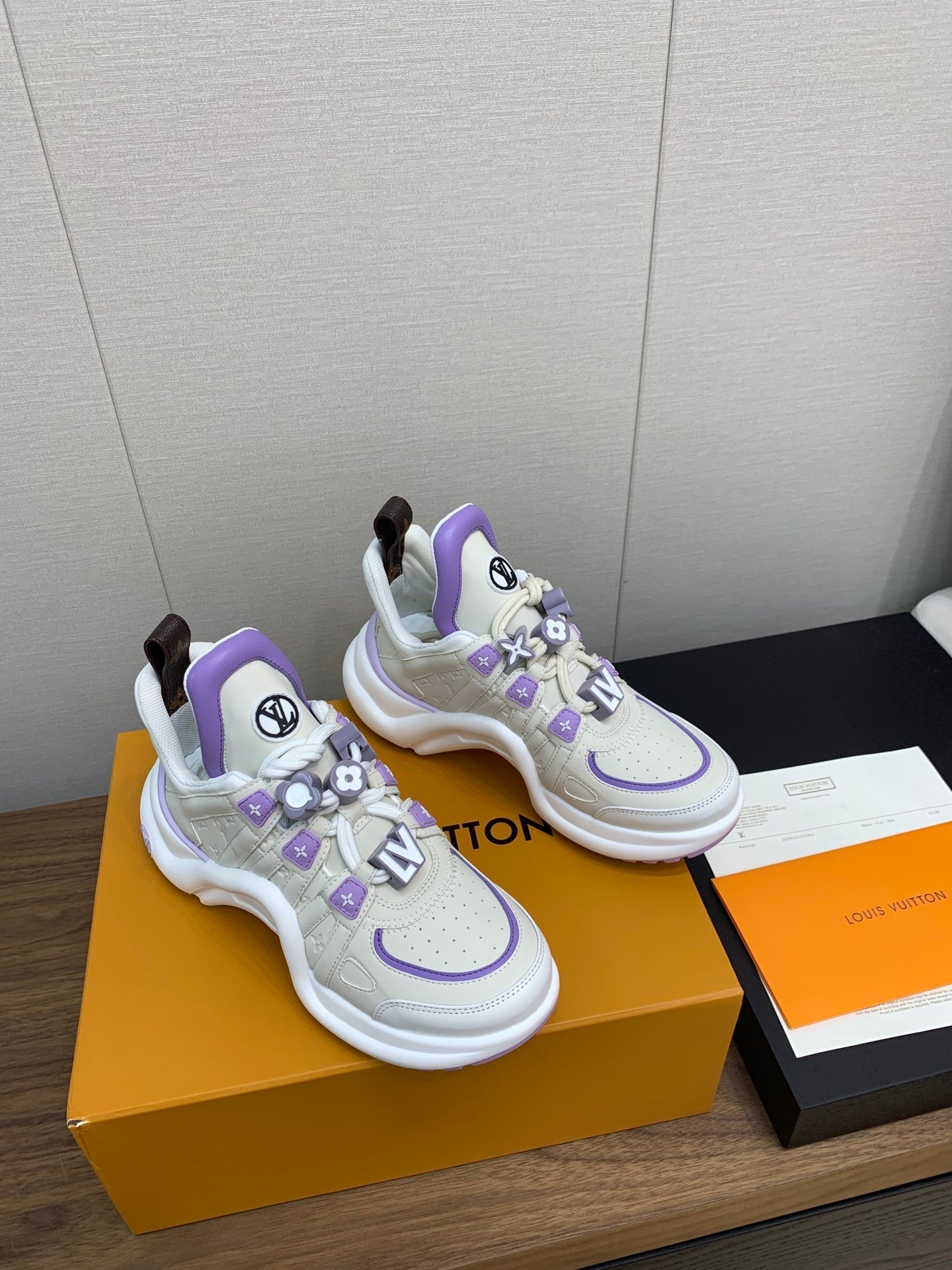 LV ARCHLIGHT SNEAKER BEIGE MIX VIOLET CALFSKIN、mysite、Cacoeks