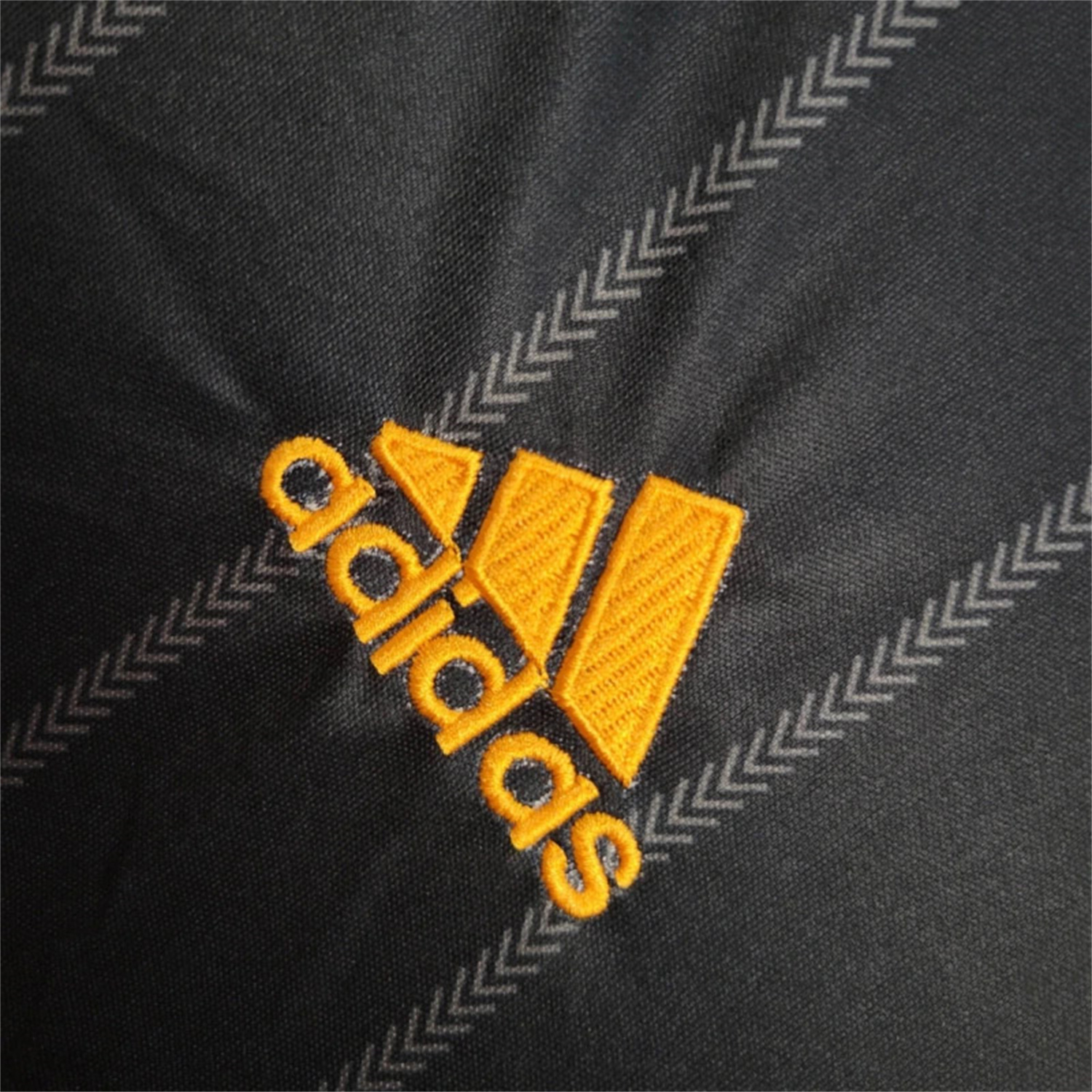 GlobeJersey-Retro C.H.E.L.S.E.A 2010-11 Away Jersey