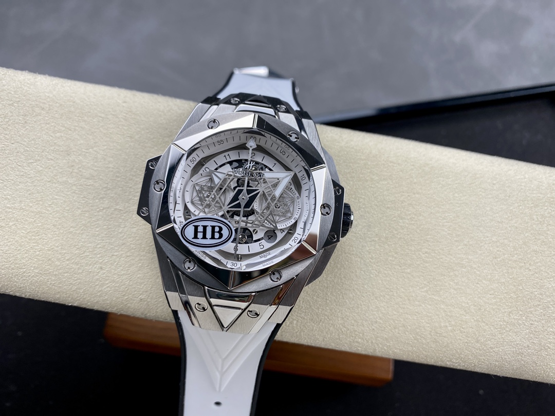 418.NX.2001.RX.1604.MXM20 Hublot Big Bang Titanium-fasswatch