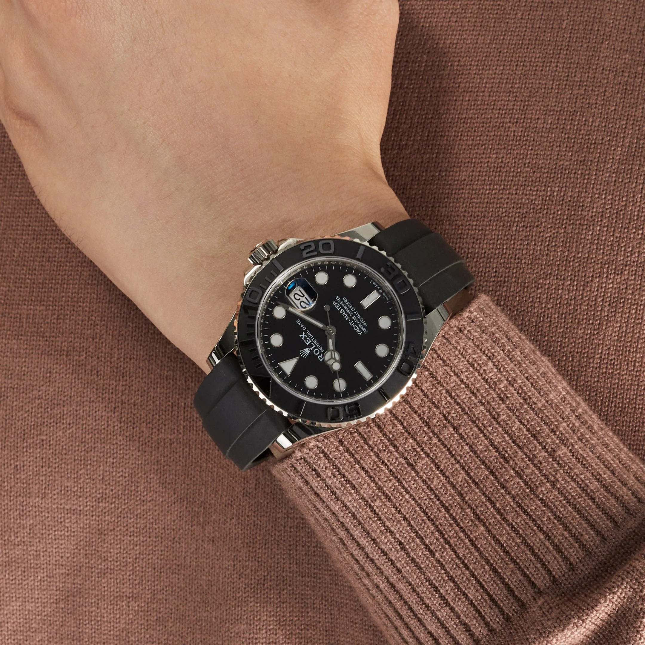 兼职  林炎: luxecystore