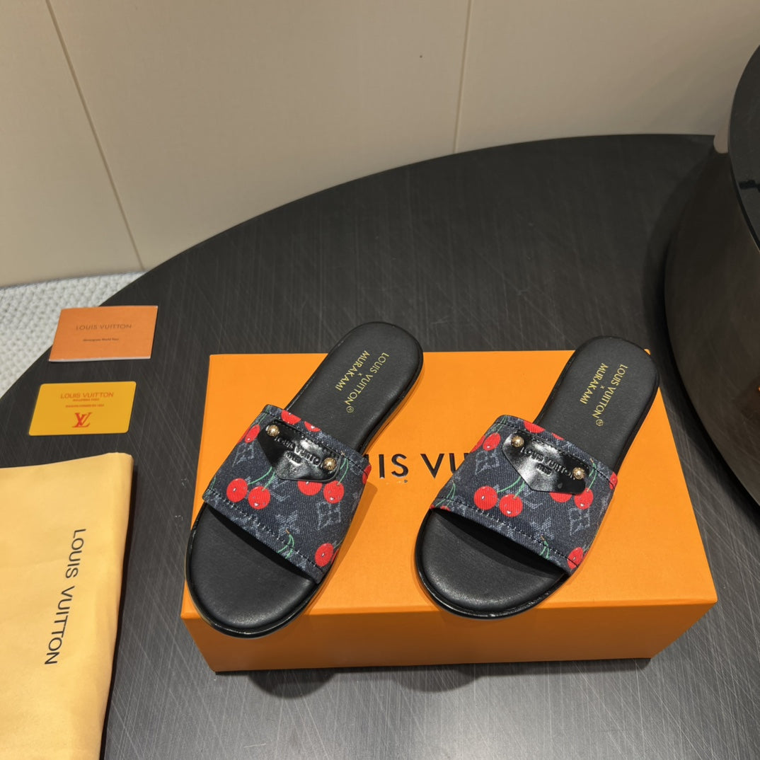 LV SLIDE SANDALS 25S IN BLACK DENIM AND CALFSKIN WITH LOGO PRINT、mysite、Cacoeks