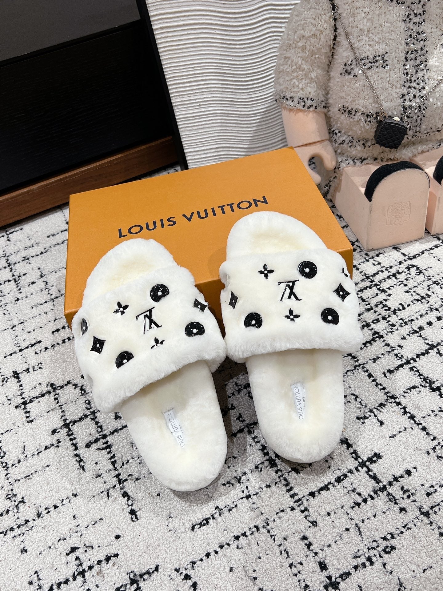 SLIPPER IN WHITE WOOL、mysite、Cacoeks