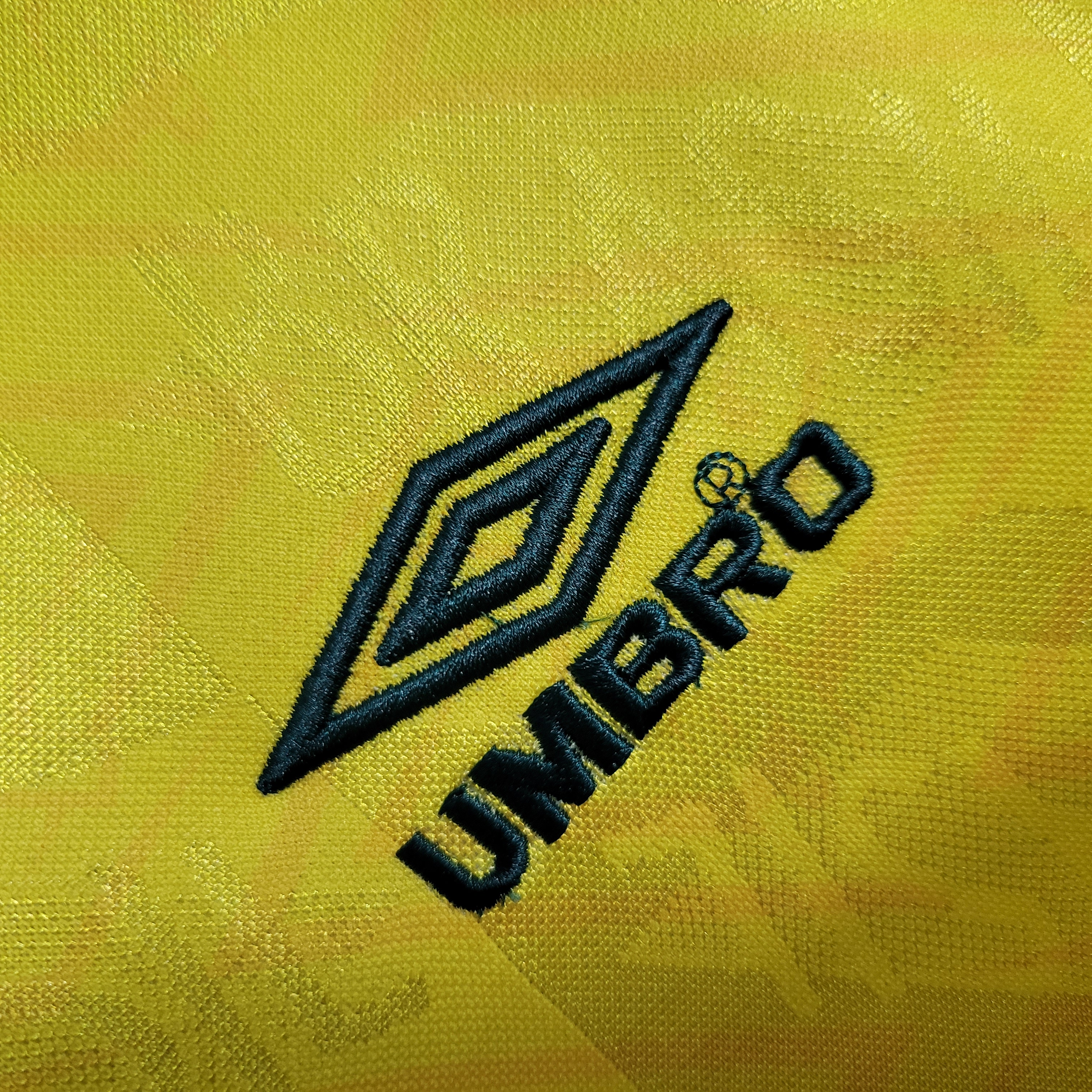 ManixJersey.com | Retro Brazil 1991-93 Home Stadium Jersey -Customize Name, Number and Patch | Worldwide Shipping