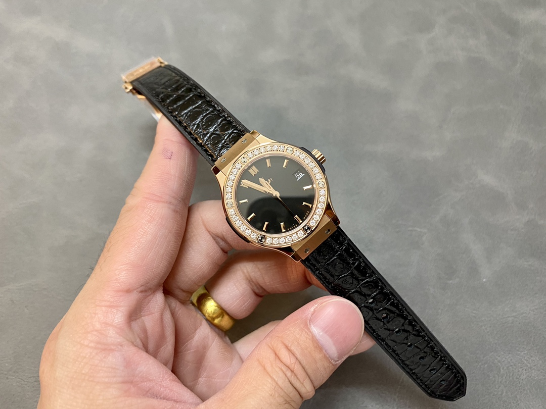 Hublot Classic Fusion 581.OX.1480.RX.1704 33mm Ladies Replica Watch-fasswatch