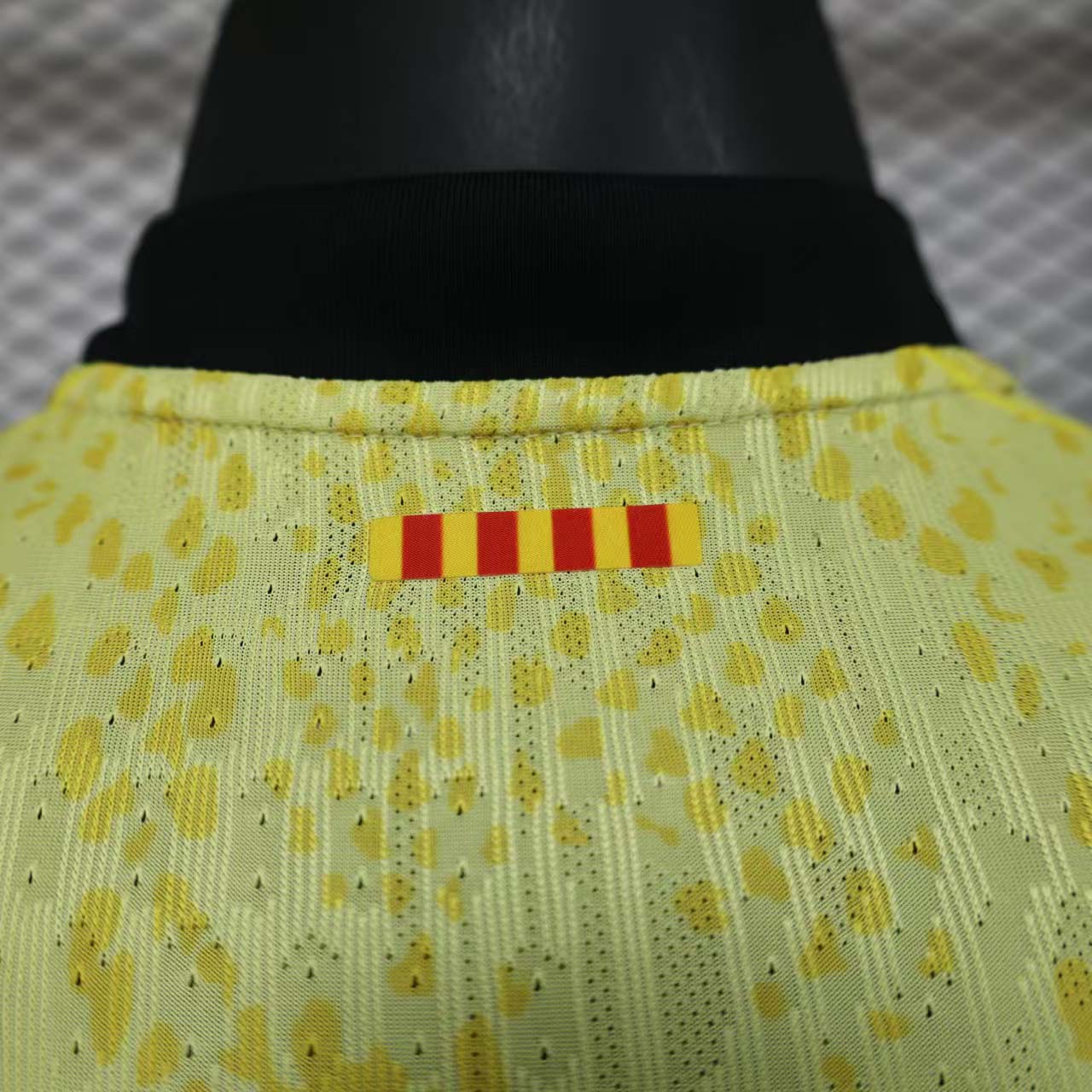 2025/2026 Player Version Barcelona Away 1:1 Thai Quality:football jersey mysite: unitedjerseyfootball 邓江浪:football