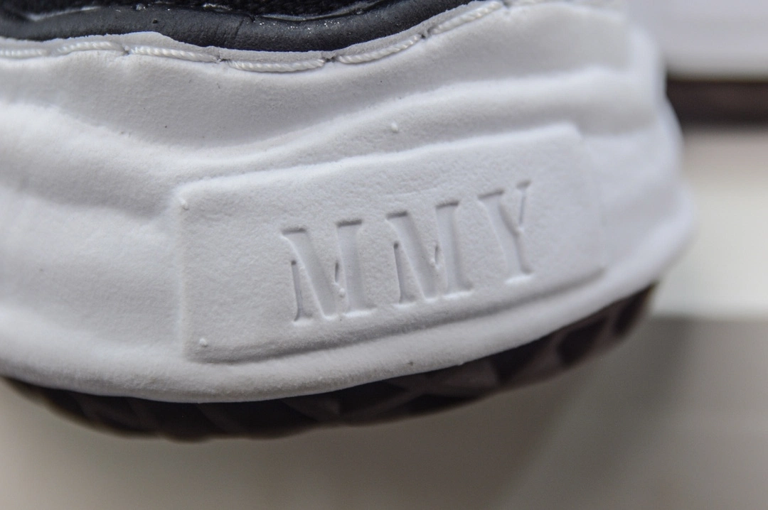 Maison Mihara Yasuhiro Baker OG Sole Canvas Low-Top Sneaker in Black White、mysite、Cacoeks