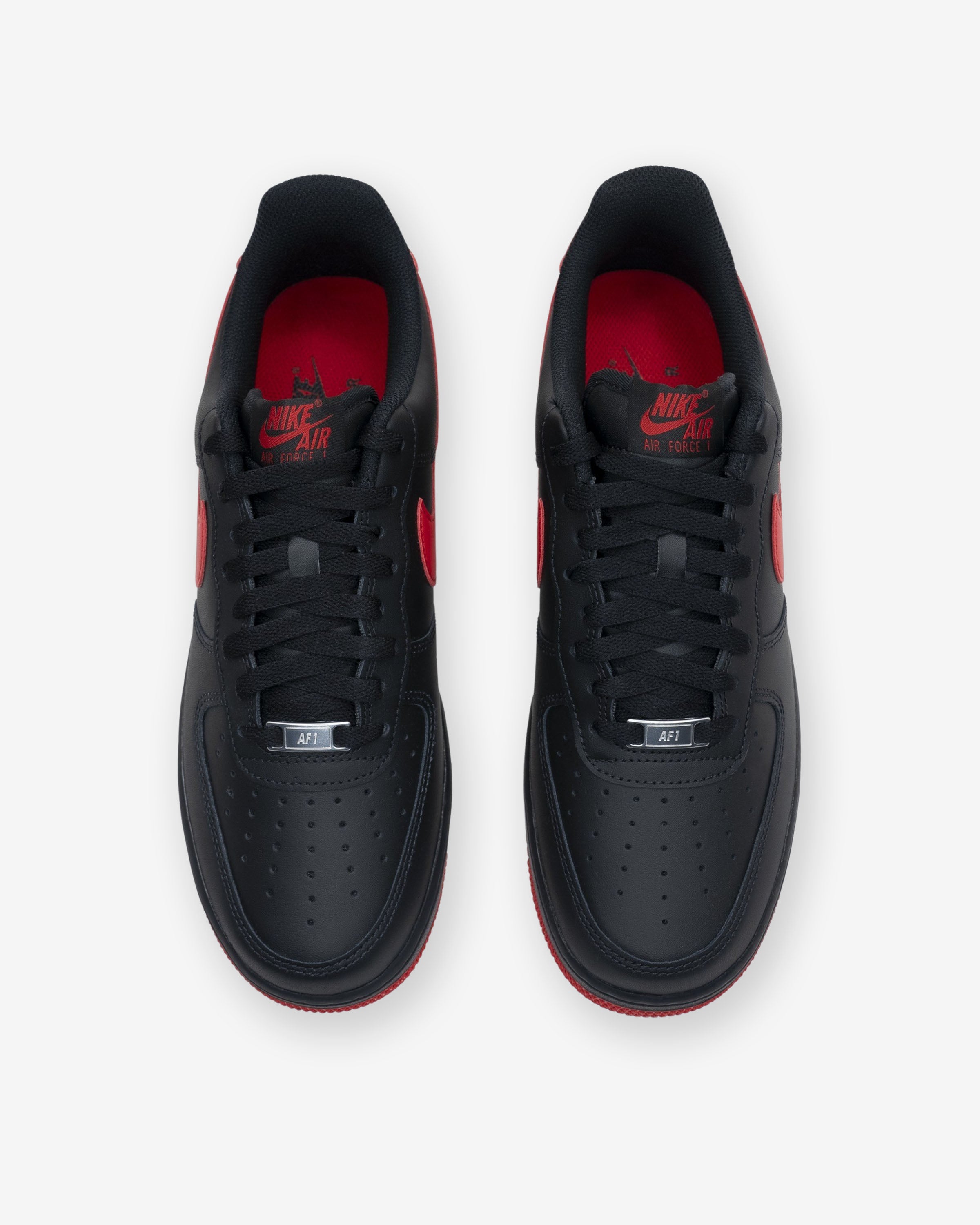 NIKE AIR FORCE 1 '07 - BLACK/ UNIVERSITYRED