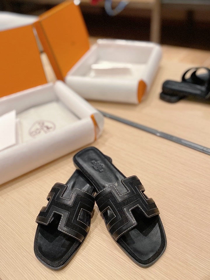 0RAN SANDALS IN BLACK CALFSKIN AND CANVAS、mysite、Cacoeks