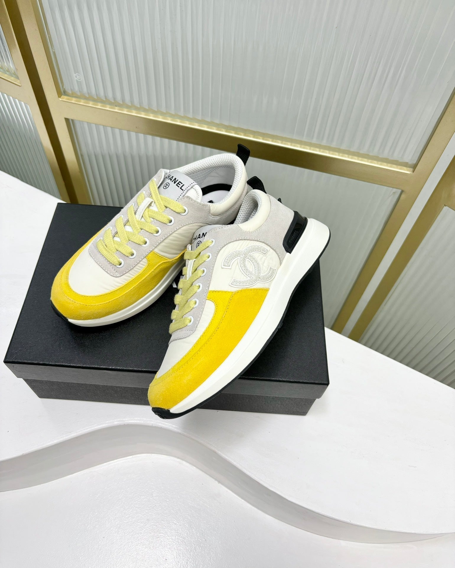 SNEAKER IN LIGHT YELLOW MIX GREY SUEDE、mysite、Cacoeks