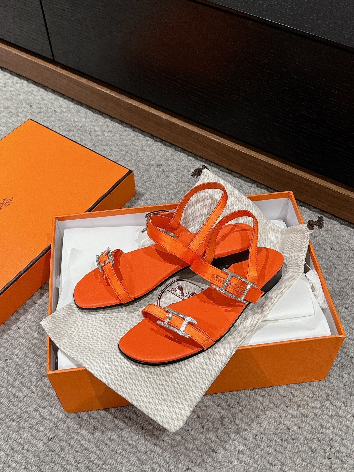 BUCKLE SANDAL BRIGHT ORANGE CALFSKIN、mysite、Cacoeks