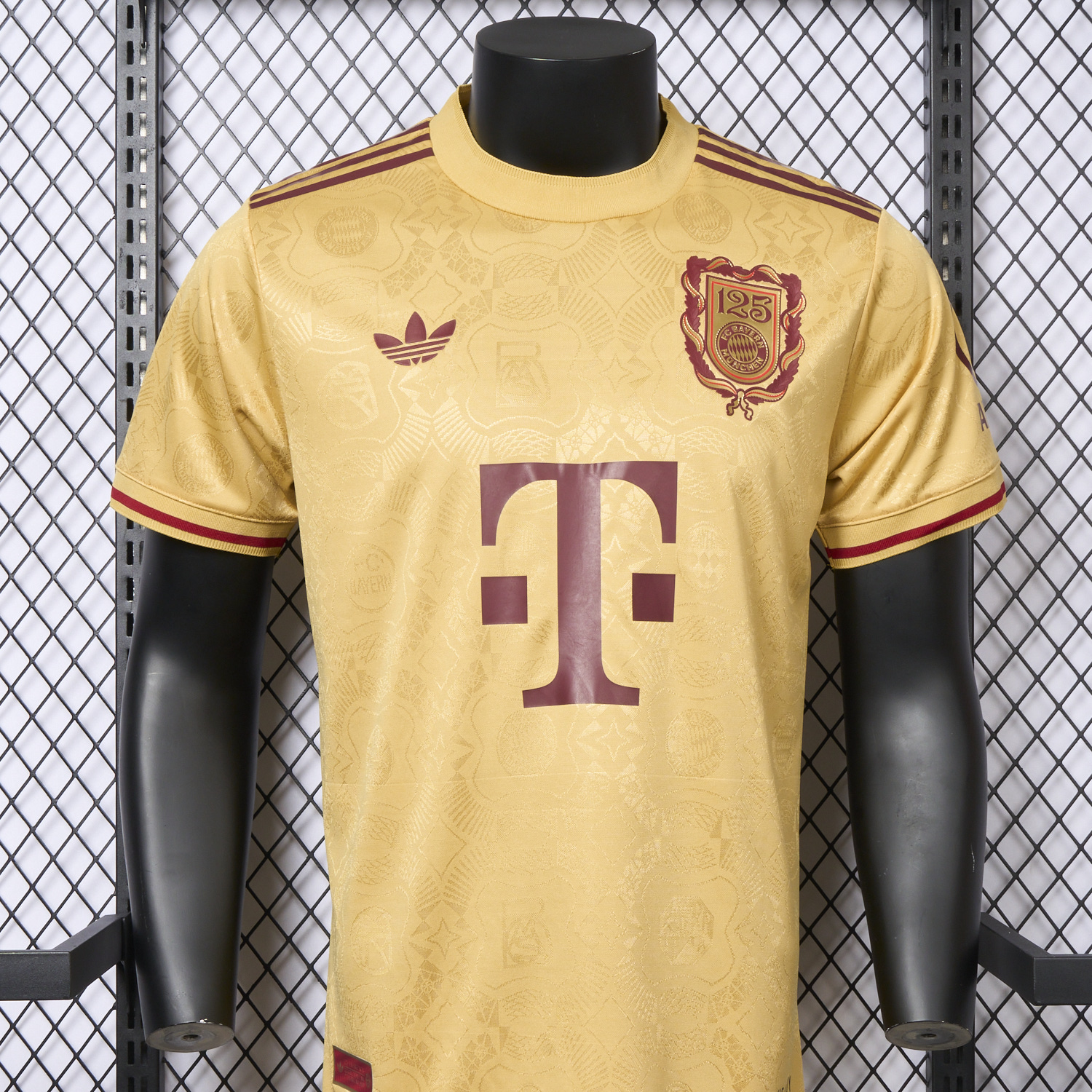 UltraTrikot-Bayern Munich 2025 Golden 125th Anniversary Jersey - Player Version